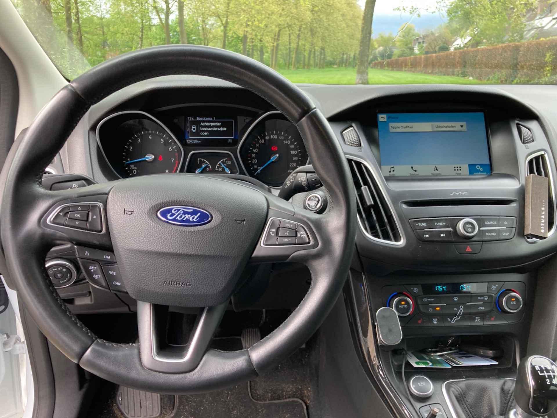 Ford Focus Wagon 1.0EB TITANIUM SPORT | TREKHAAK | 17''LMV | STOELVERWARMING | CRUISE CONTROL | CLIMATE CONTROL | APPLE CARPLAY | - 6/14