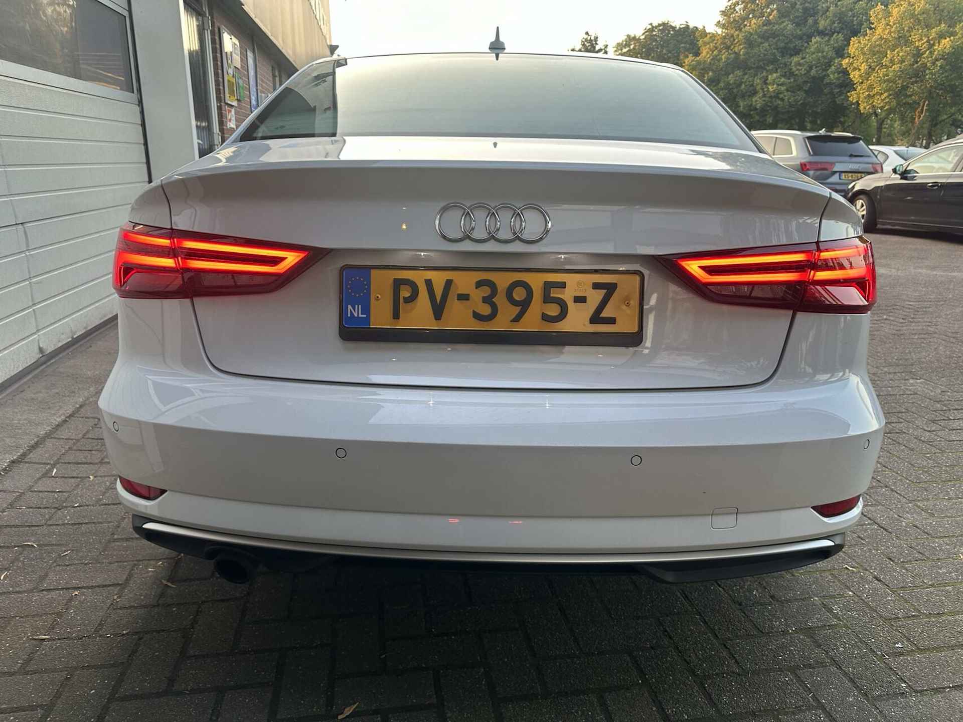 Audi A3 Limousine 1.0 TFSI Sport Lease Edition *ALL-IN PRIJS* - 11/26