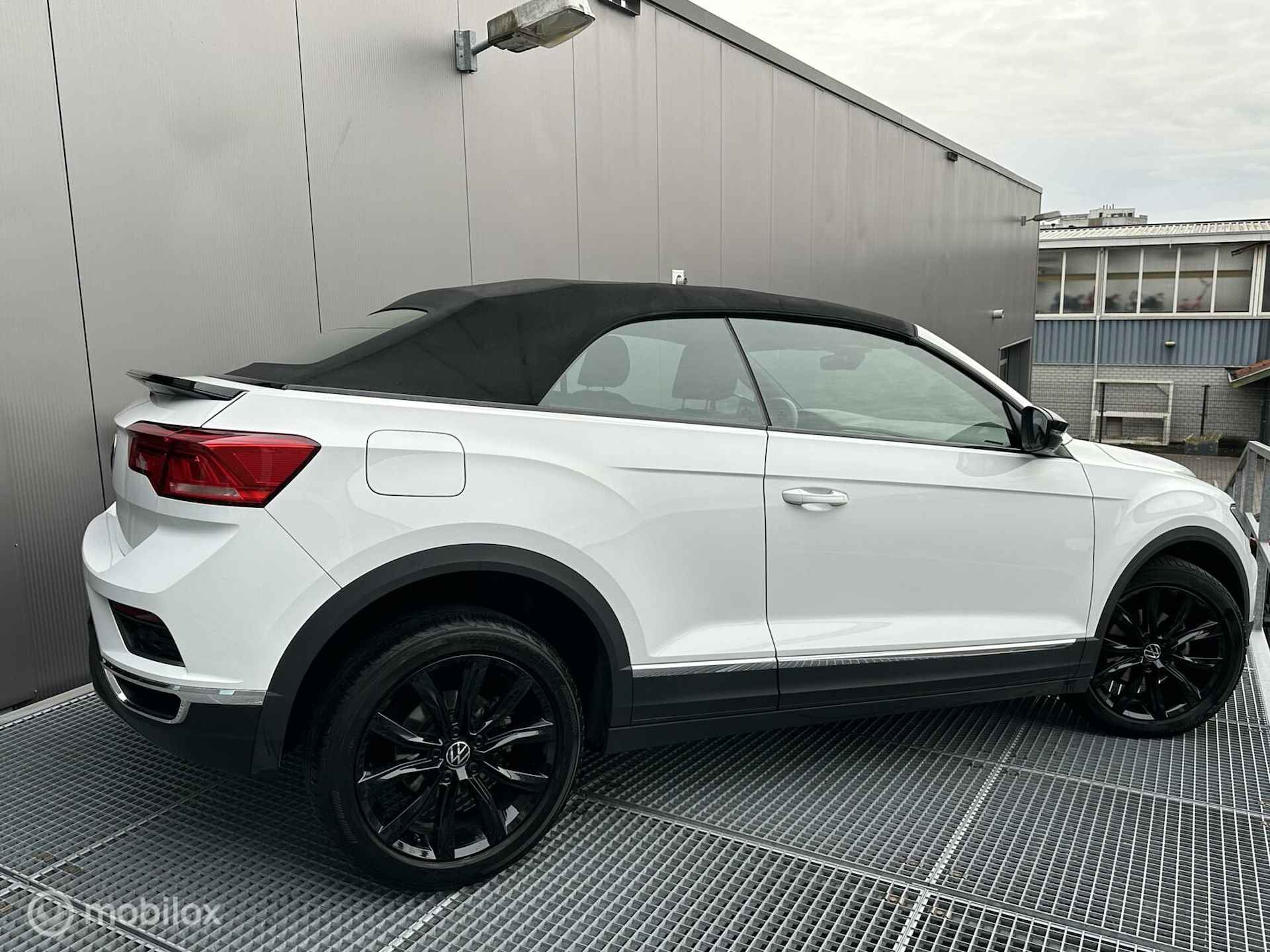 Volkswagen T-Roc Cabrio 1.5 TSI - 8/28