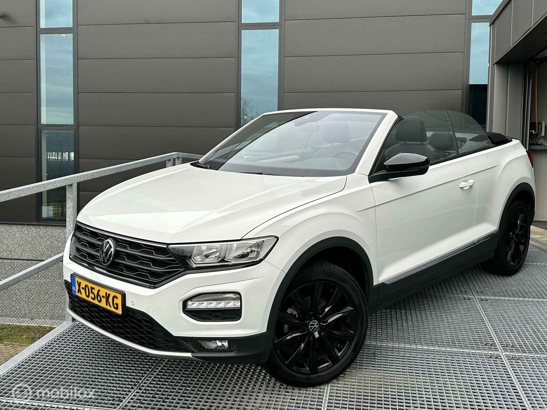 Volkswagen T-Roc Cabrio 1.5 TSI - 9/28