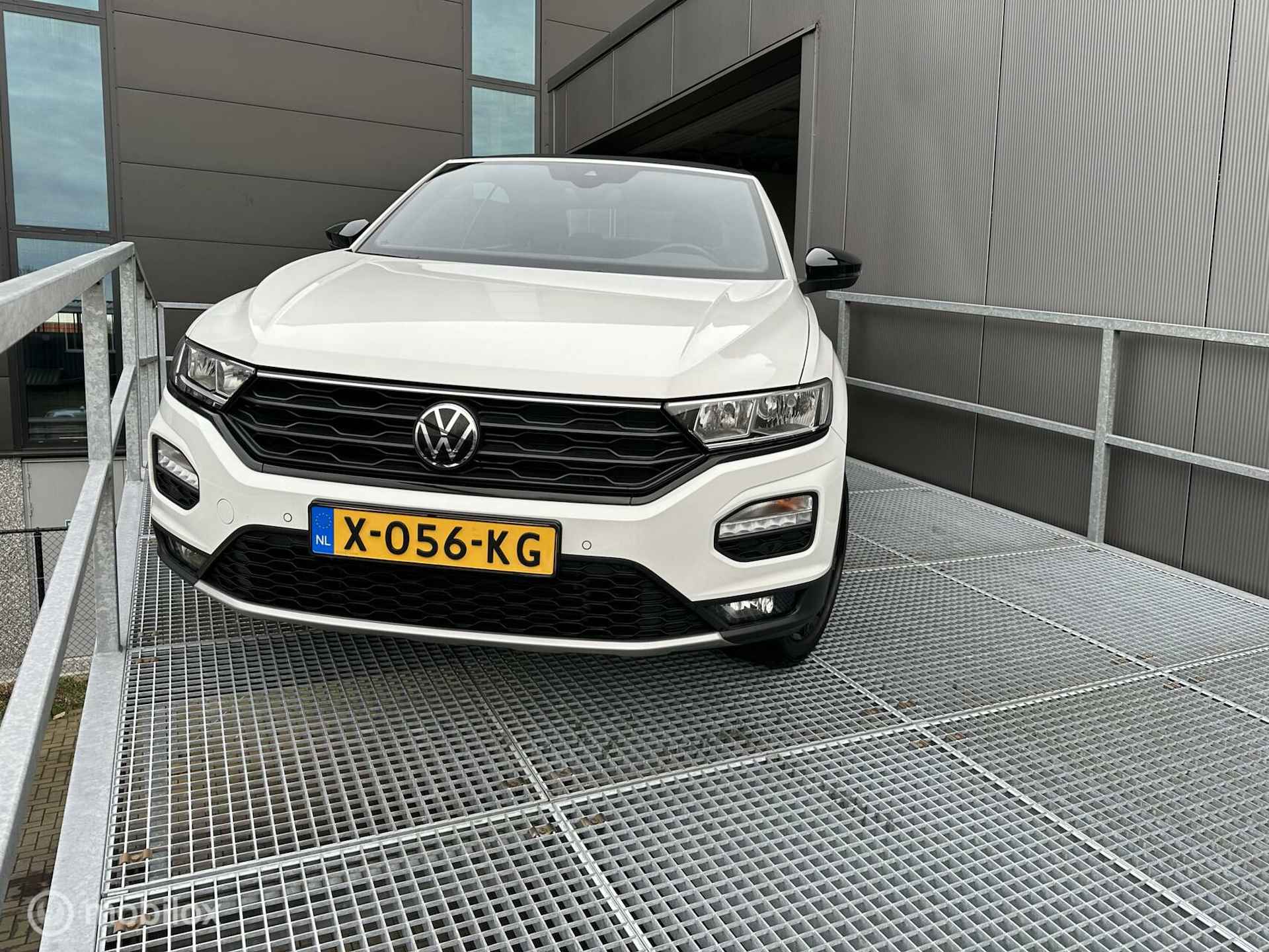 Volkswagen T-Roc Cabrio 1.5 TSI - 12/28