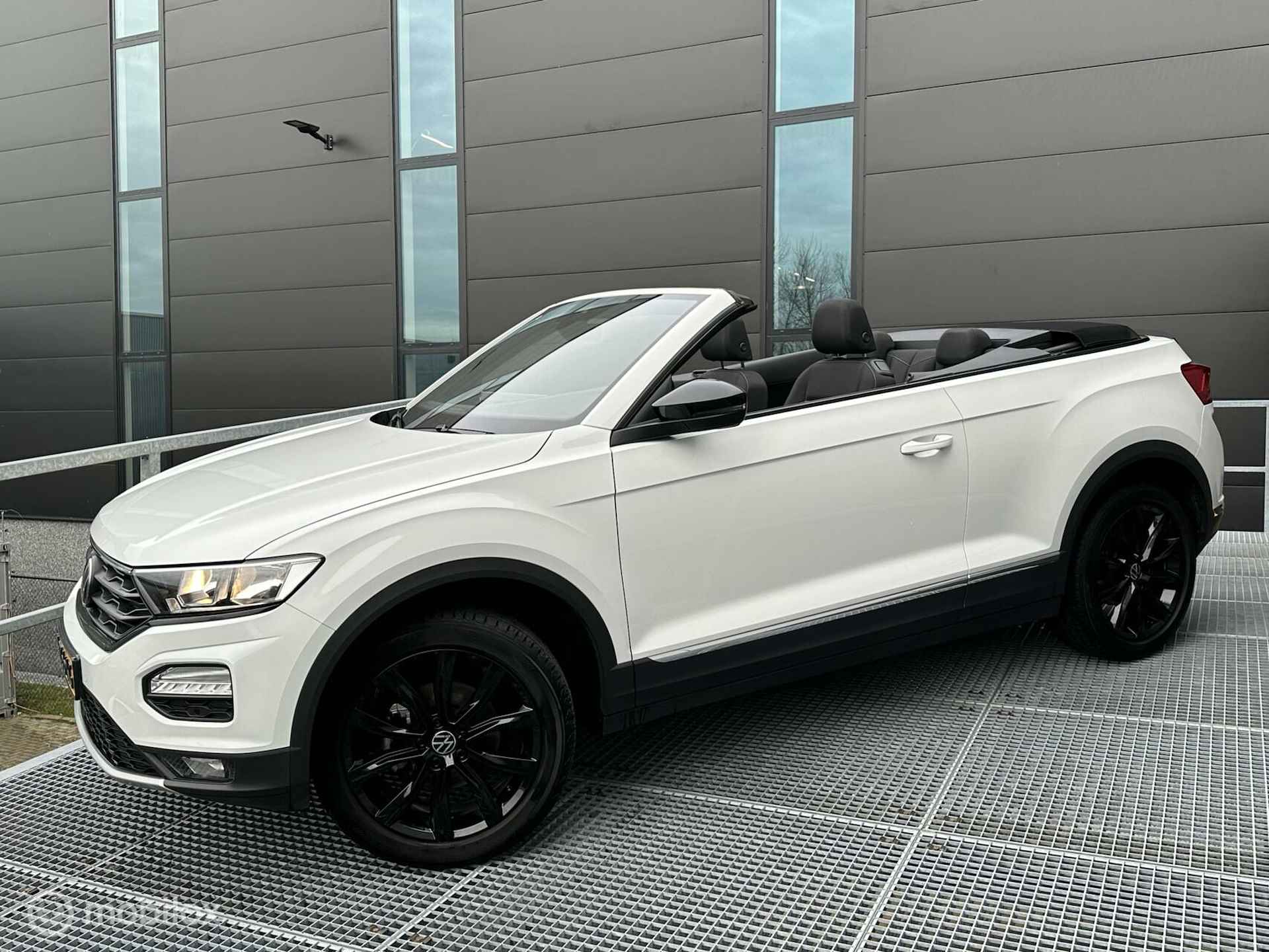 Volkswagen T-Roc Cabrio 1.5 TSI - 19/28