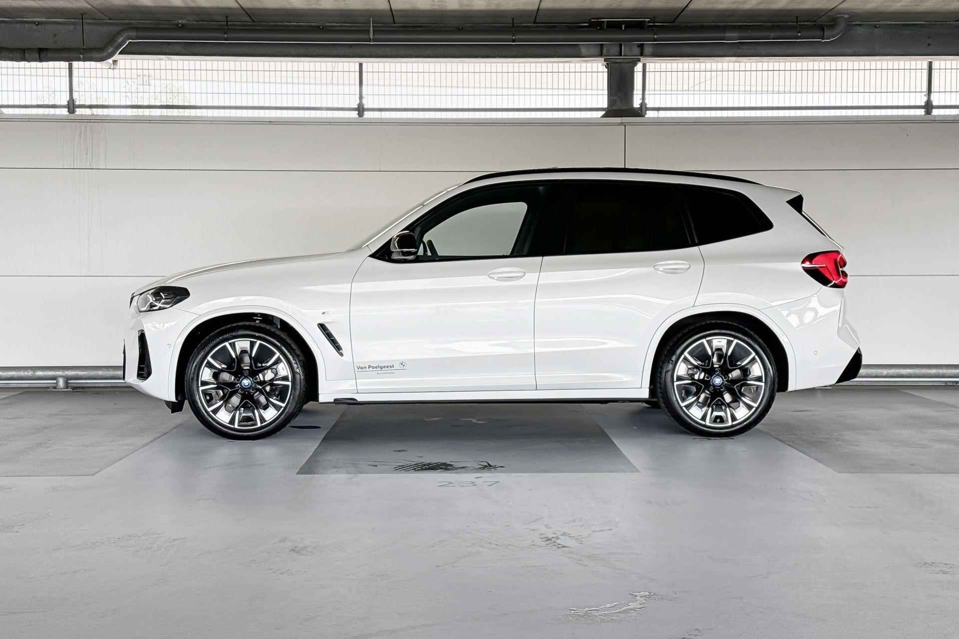 BMW iX3 High Executive Edition | Shadow Line Pack | Trekhaak | Selections - 2/24