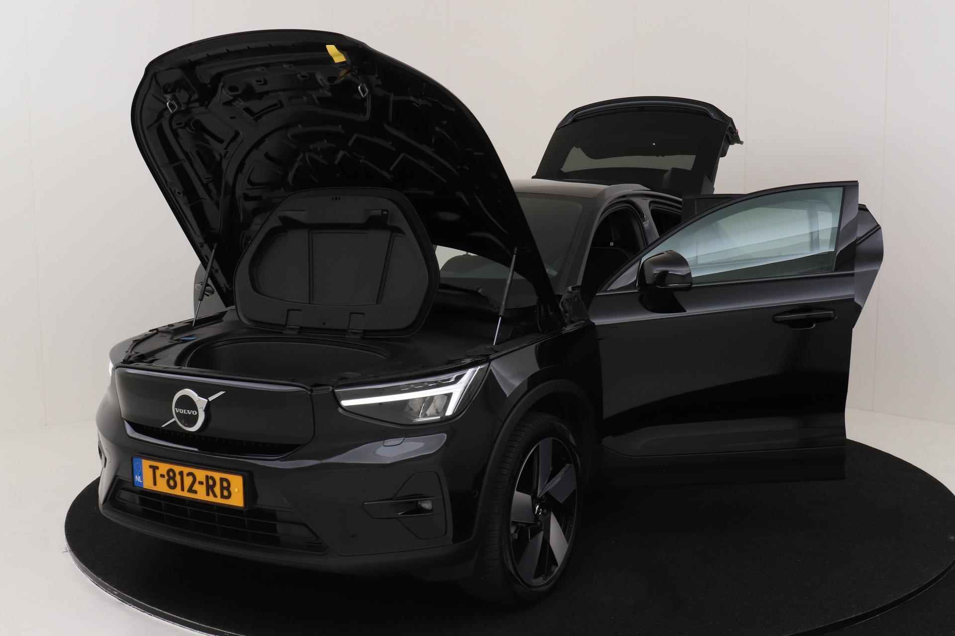 Volvo C40 SINGLE MOTOR EXENDED RANGE ULTIMATE 82 kWh -PANO.DAK|HK-AUDIO|360°CAM|TREKHAAK|WARMTEPOMP|20" Nw. Prijs €62.600,-! - 17/40