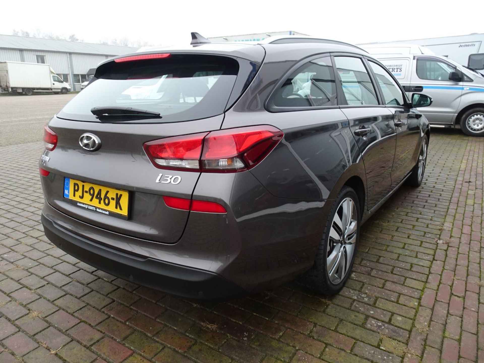 HYUNDAI I30 1.4 T-GDI 140 pk Comfort Camera/PDC/Navi/18 inch - 21/24