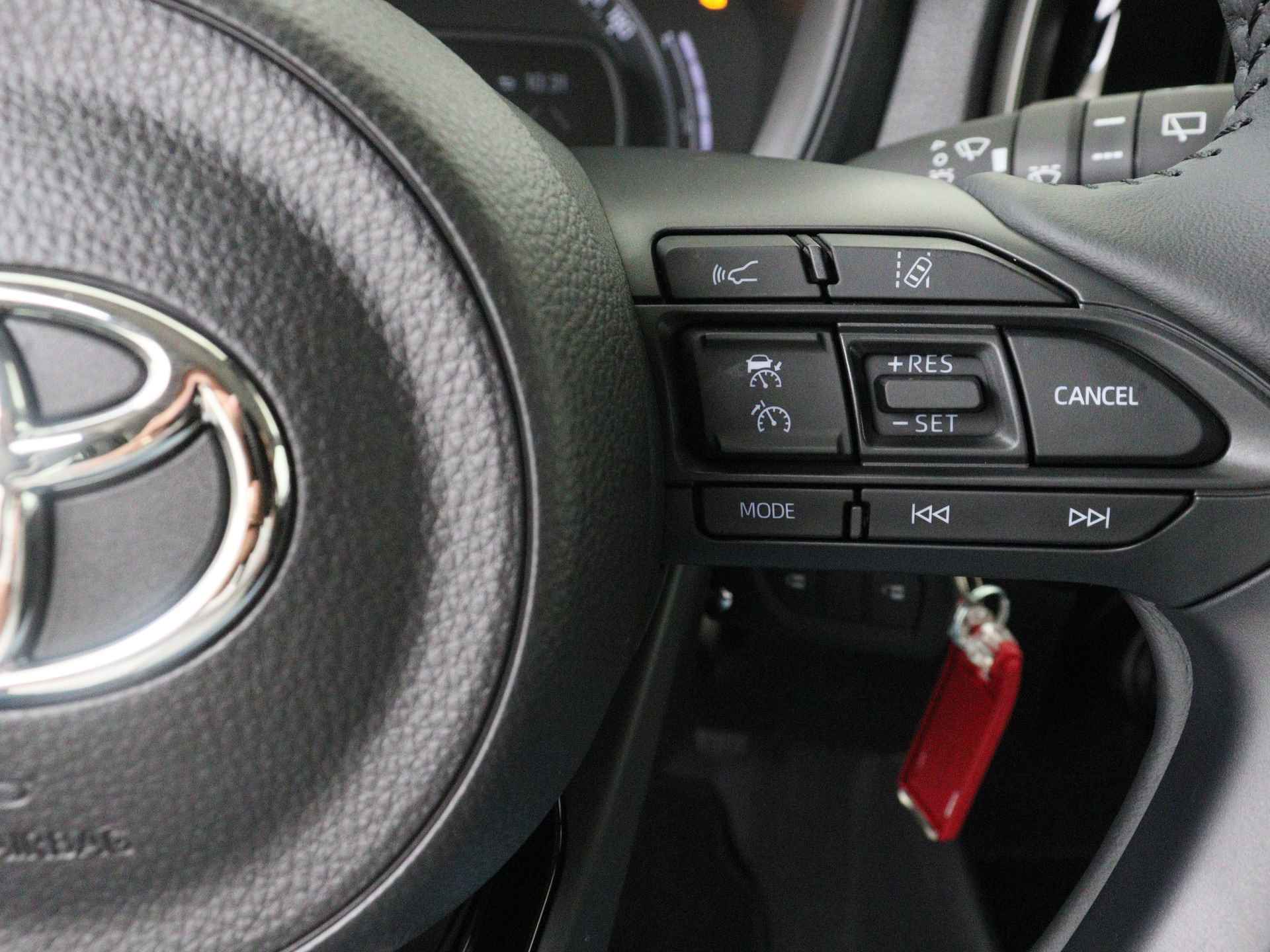 Toyota Aygo X 1.0 VVT-i MT play *demo | Airco | Cruise Control | Apple CarPlay/ Android Auto | - 21/37