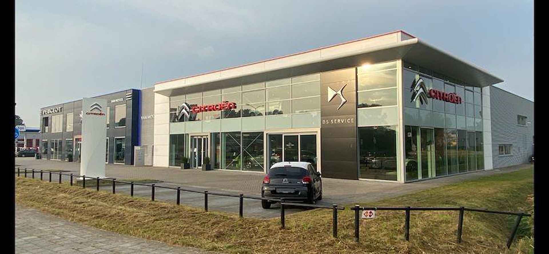 DS 3 Crossback 130 PK Bastille - AUTOMAAT - CAMERA ACHTER - PDC VOOR EN ACHTER - 29/30