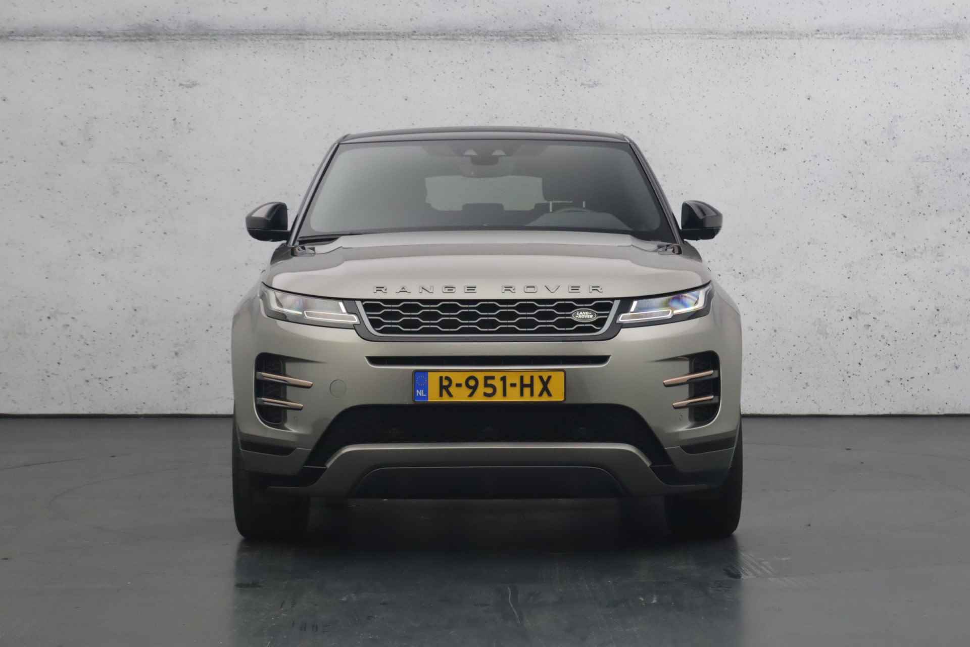 Land Rover Range Rover Evoque 2.0 P250 AWD SE | Achteruitrijcamera | Parkeerassistent | Lederen bekleding | Apple carplay - 9/28