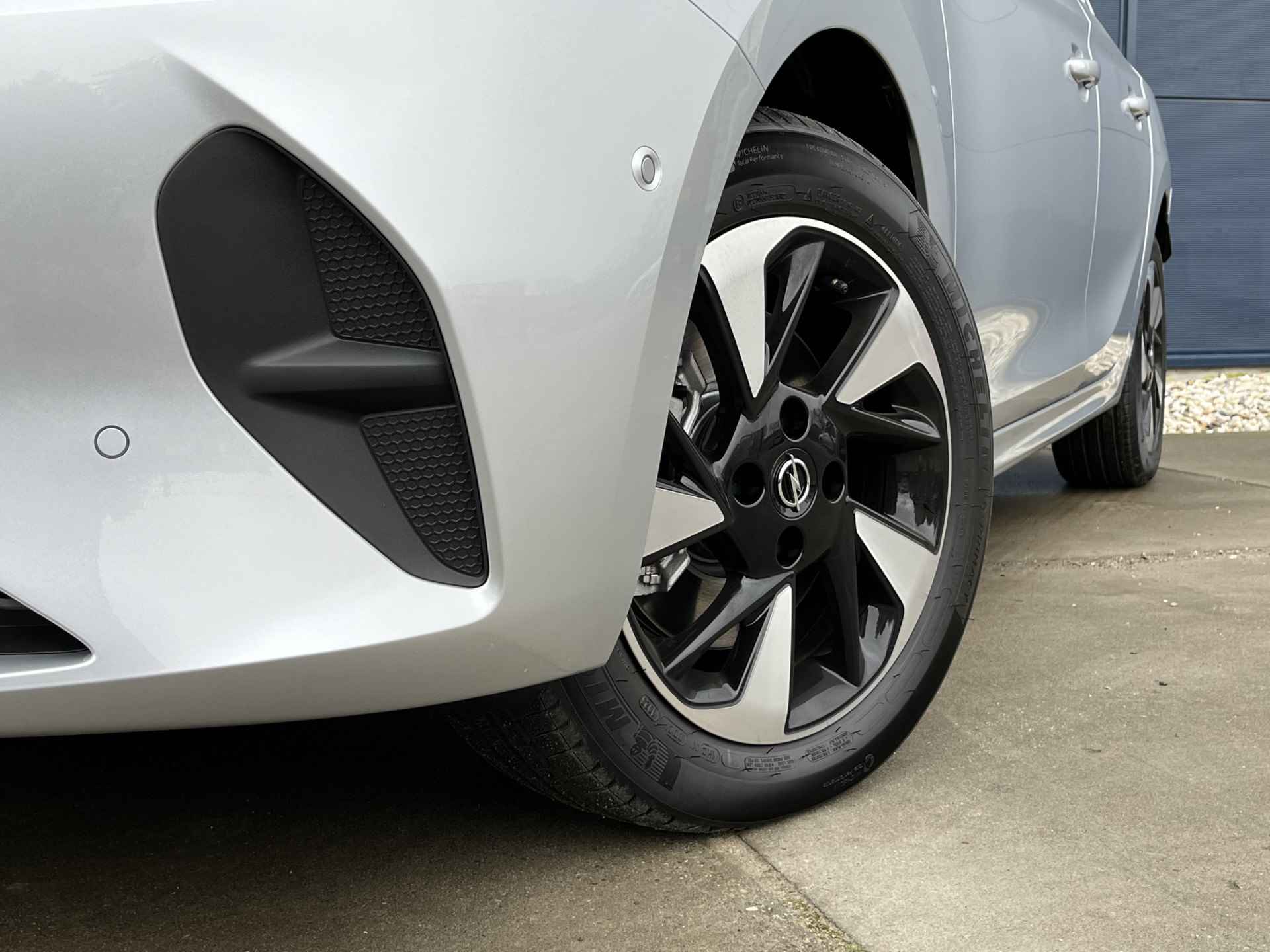 Opel CORSA-E Level 3 50 kWh Navigatie | Parkeercamera | Climate Control - 4/33