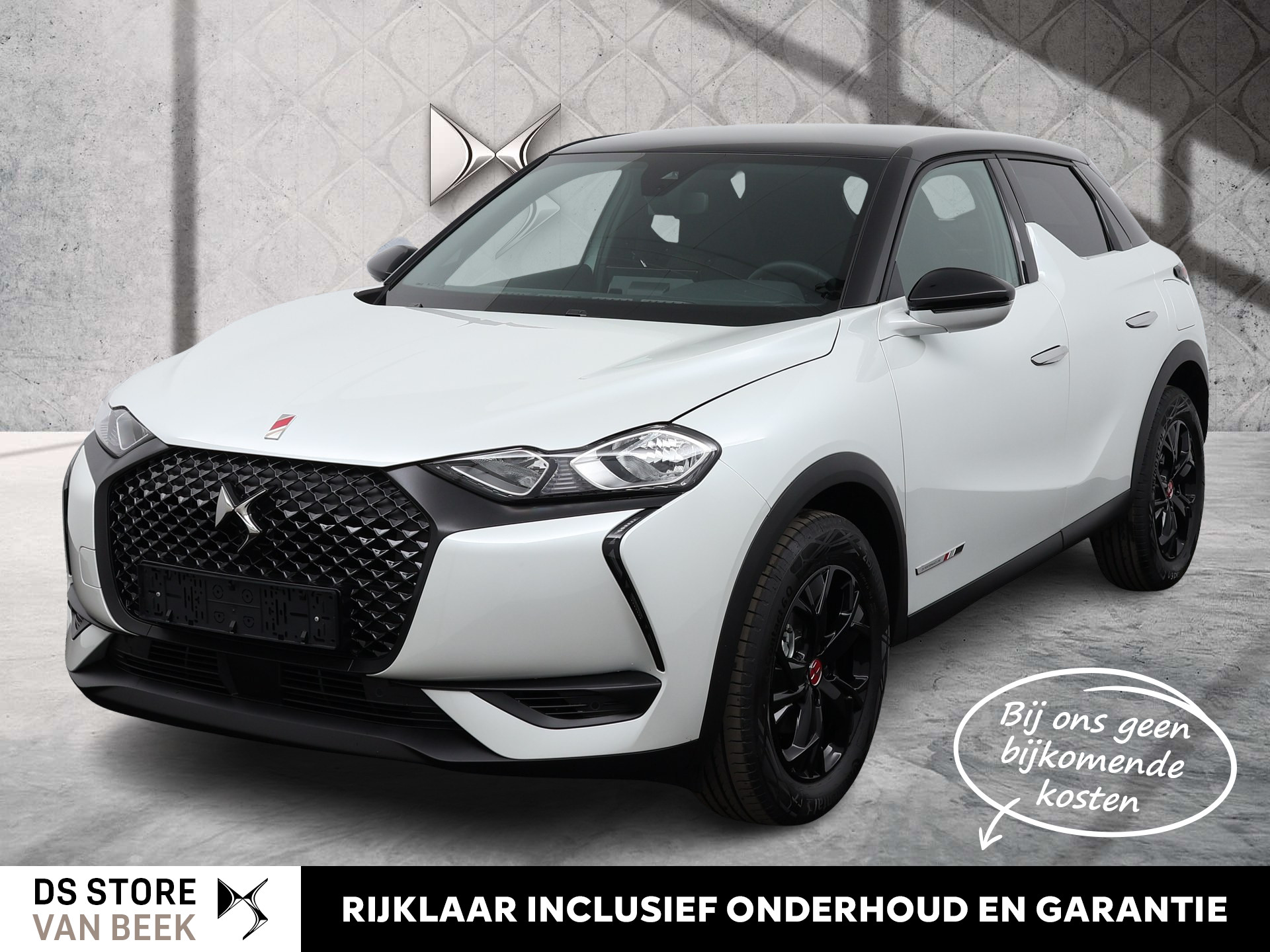 DS DS 3 Crossback 100pk Performance Line Navigatie | Achteruitrijcamera | 17"Lichtmetalen velgen |