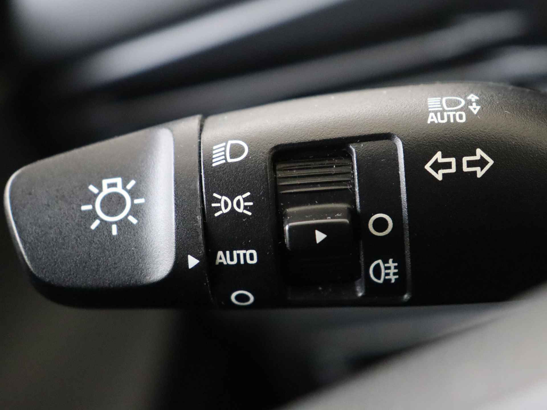 Hyundai i20 1.0 T-GDI Comfort | Navigatie by App | Airco | Lichtmetalen Velgen MD - 27/32