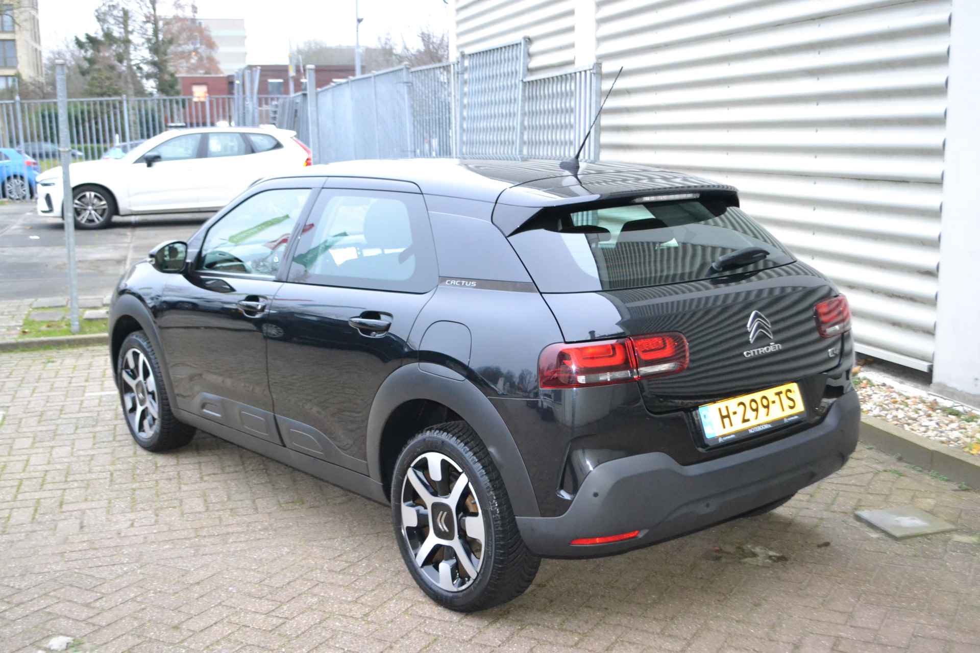 Citroën C4 Cactus 1.2 PT 110PK I Feel I AUTOMAAT I NAVIGATIE I GRIP CONTROLE I ACHTERUITRIJCAMERA I LM VELGEN I EAT = VOL AUTOMAAT I - 5/37