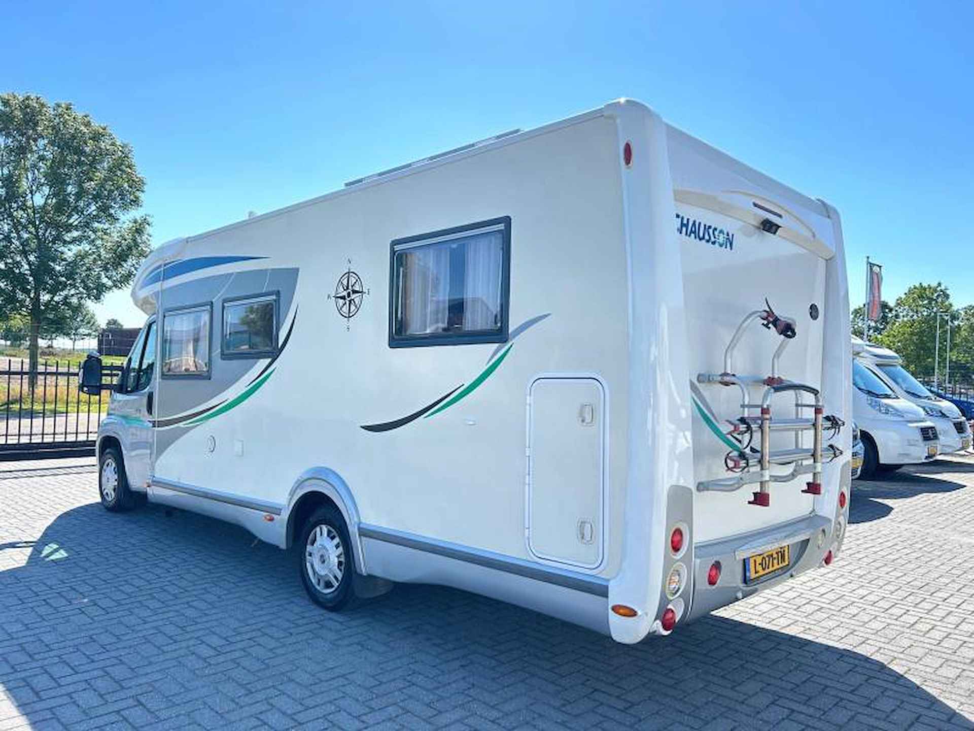 Chausson Welcome 78 EB Queensbed/2011/Airco/7.3m - 5/24