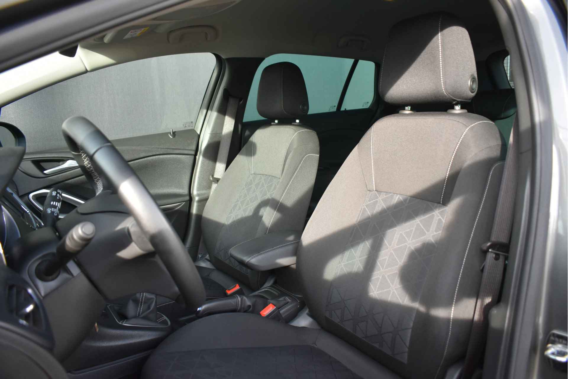 Opel Astra Sports Tourer 1.0 Turbo 120 Jaar Edition+ | Navigatie | Getint Glas | Parkeersensoren | Climate Control | Cruise Control | 1e Ei - 9/46