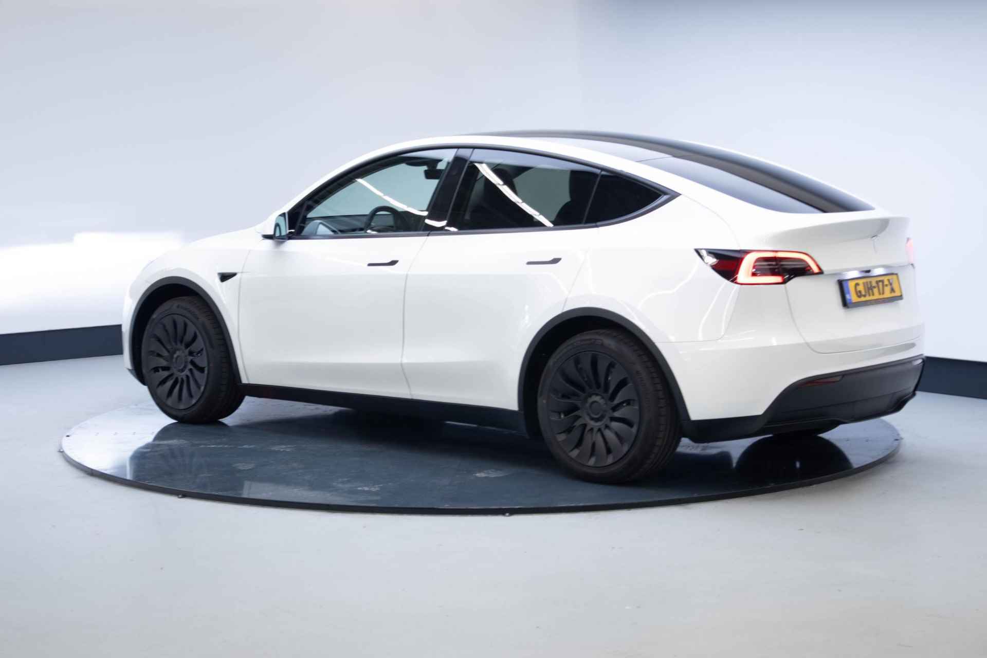 Tesla Model Y RWD 58 kWh - 3/22