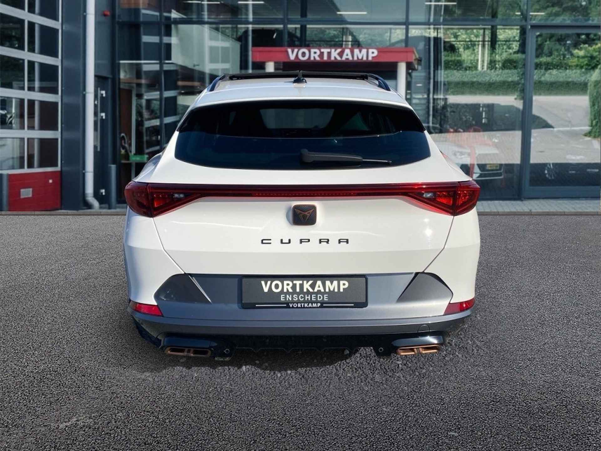 CUPRA Formentor 1.4 TSI VZ E-HYBRID PANO-DAK/LEDER/MATRIX/CAMERA/SPORT-STUUR - 6/28