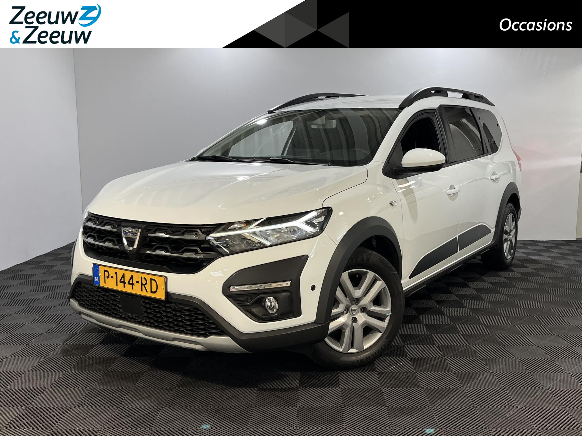 Dacia Jogger 1.0 - 110PK TCe Comfort 7p. | Camera | Parkeersensoren | Cruise Control | Privacy Glass | Climate Control | Full LED | Licht & Regen Sensor |