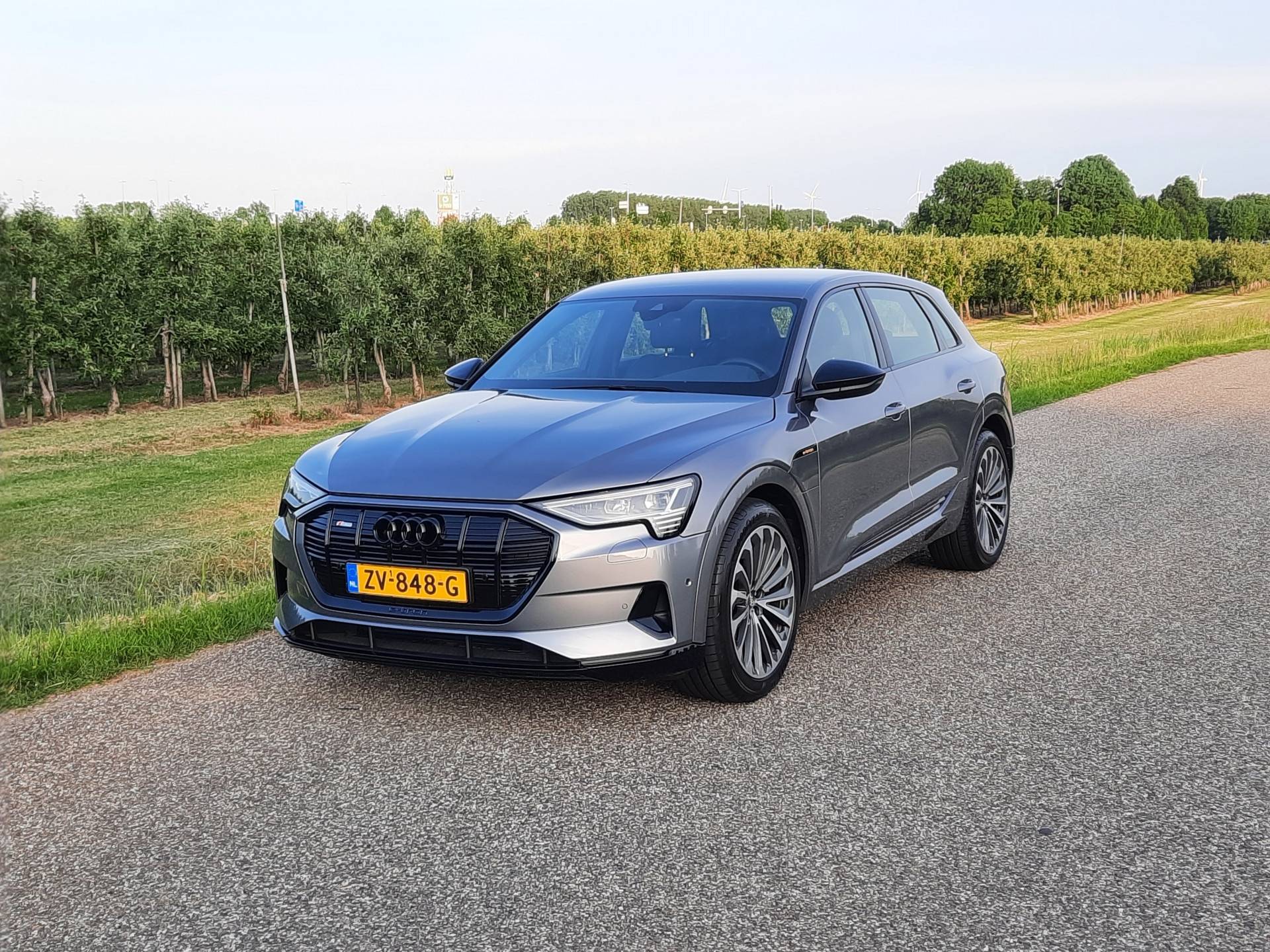 Audi e-tron e-tron 55 quattro | S- Line | 408 PK | 4% | 49545  EX BTW - 4/50