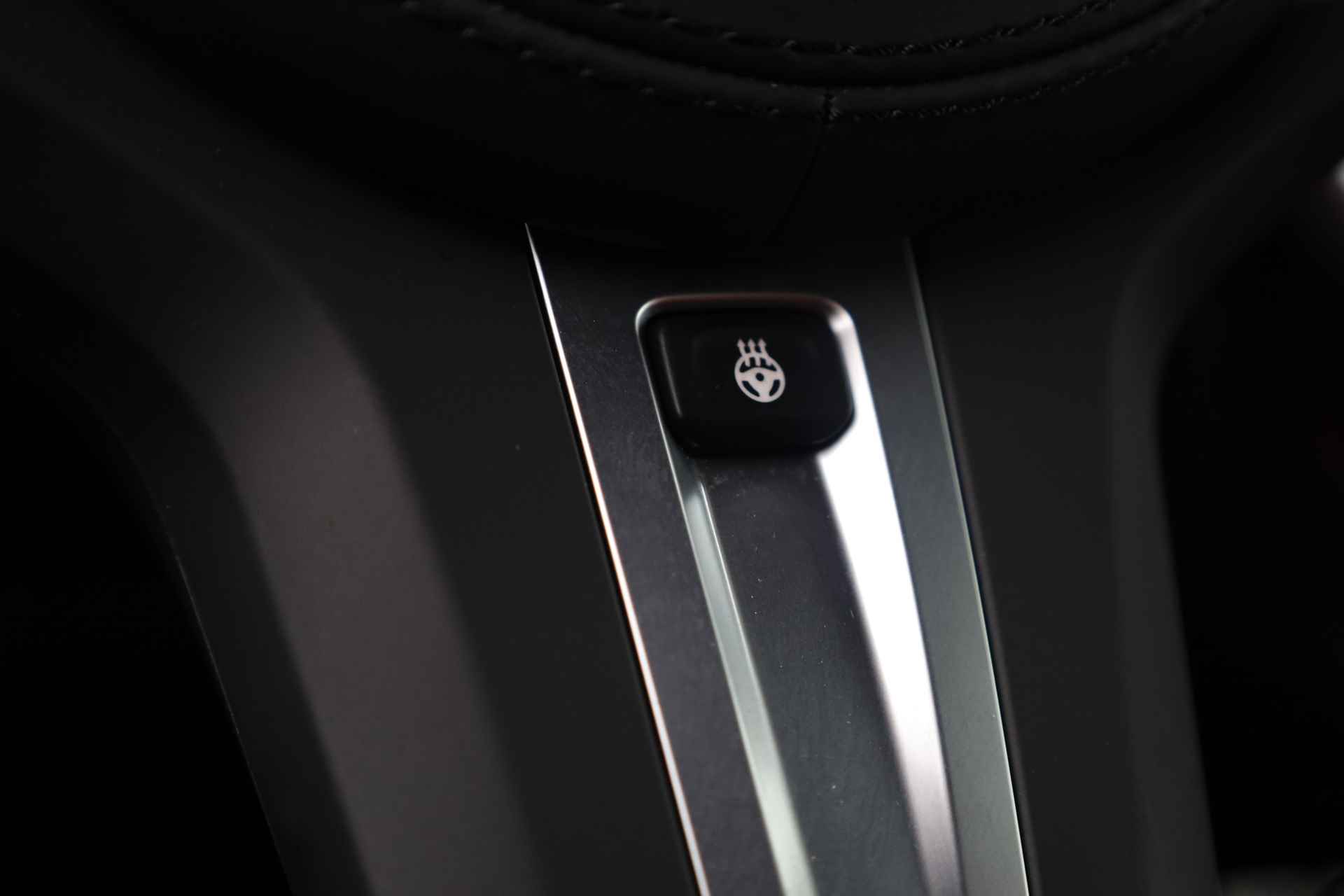 BMW X3 30e M Sportpakket Shadow line Lci | Pano | Leder | Carbon int. | HUD | Keyless | 360 cam | Laser LED - 14/32
