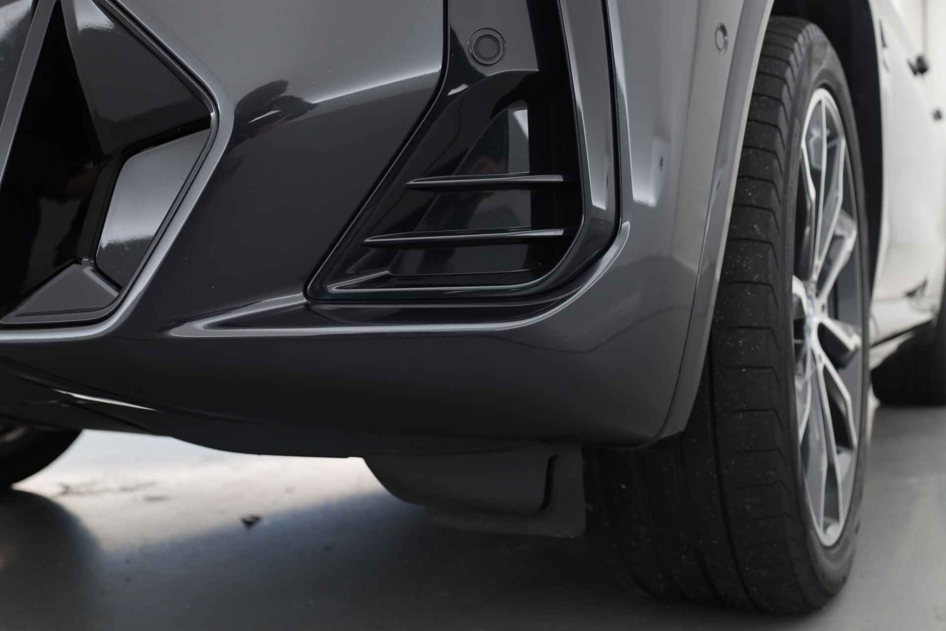 BMW X3 30e M Sportpakket Shadow line Lci | Pano | Leder | Carbon int. | HUD | Keyless | 360 cam | Laser LED - 28/32