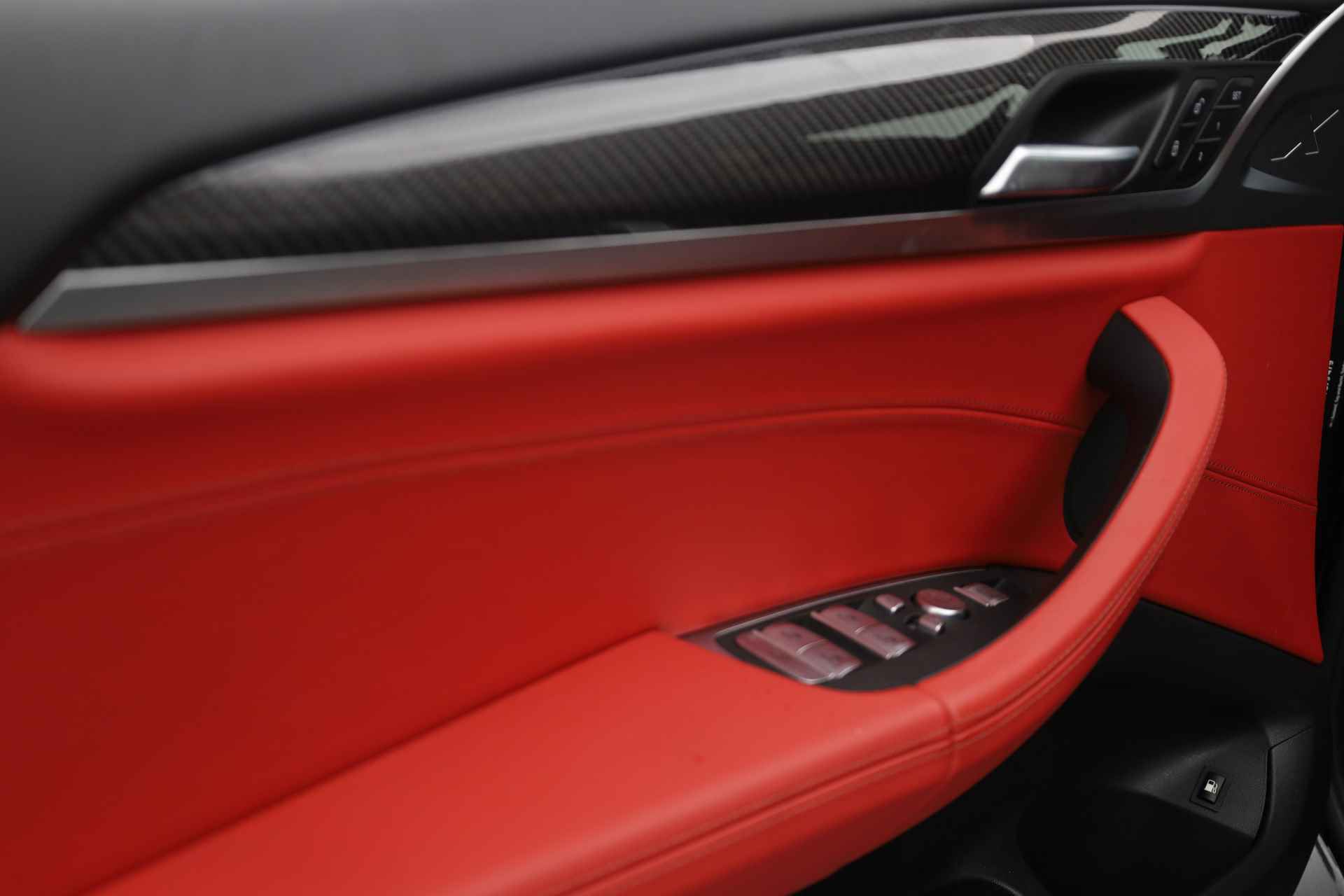 BMW X3 30e M Sportpakket Shadow line Lci | Pano | Leder | Carbon int. | HUD | Keyless | 360 cam | Laser LED - 8/32