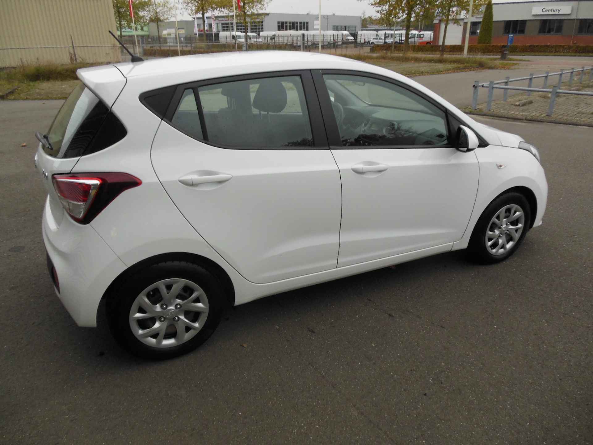 Hyundai i10 1.0i Comfort Staat in Hoogeveen - 4/15