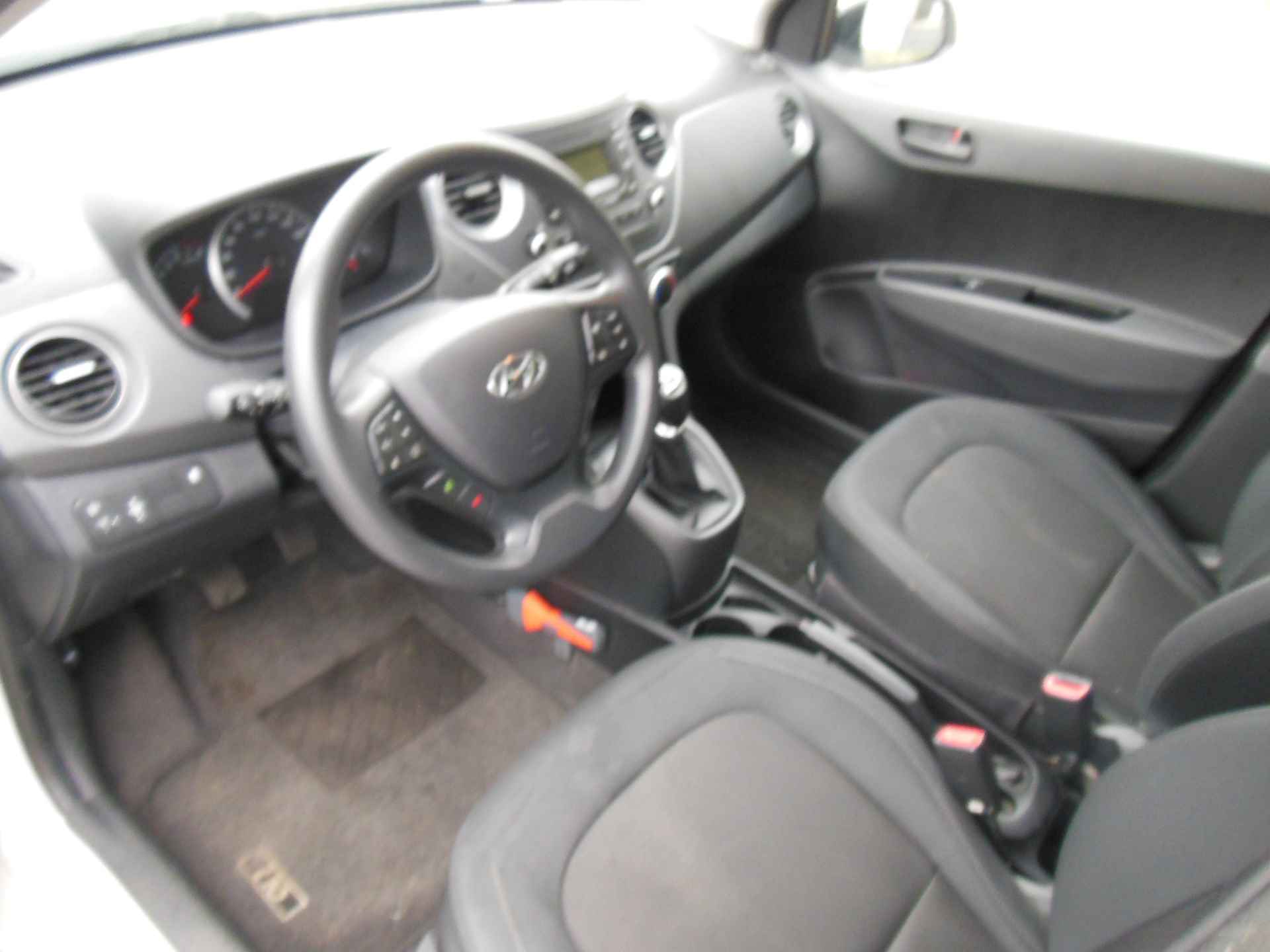 Hyundai i10 1.0i Comfort Staat in Hoogeveen - 12/15