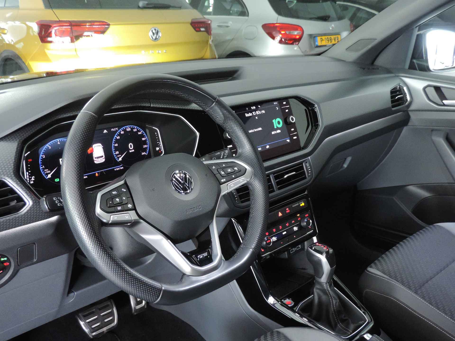 Volkswagen T-Cross 1.5 TSI 150PK R-Line DSG - Camera | Carplay | ACC | Alarm | LED | Virtual - 2/48