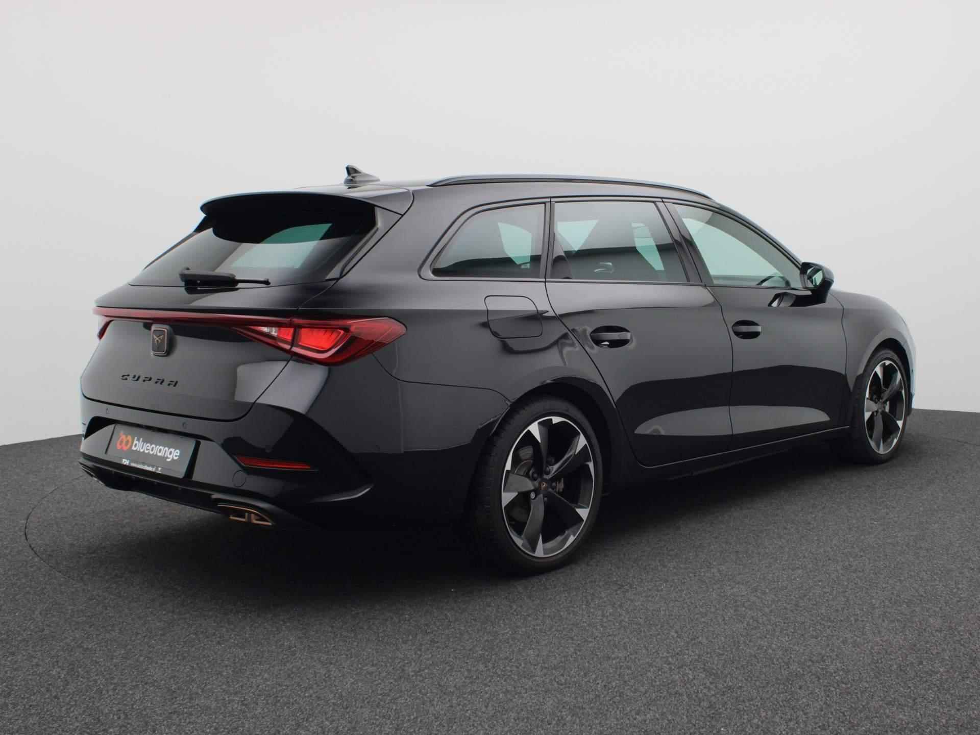 CUPRA Leon Sportstourer 1.4 e-Hybrid Business 204PK DSG Adaptieve Cruise Controle, Side Assist, Keyless, Achteruitrijcamera, Stoel-Stuurverwarming, Voorruitverwarming, 18" LM Velgen - 3/48