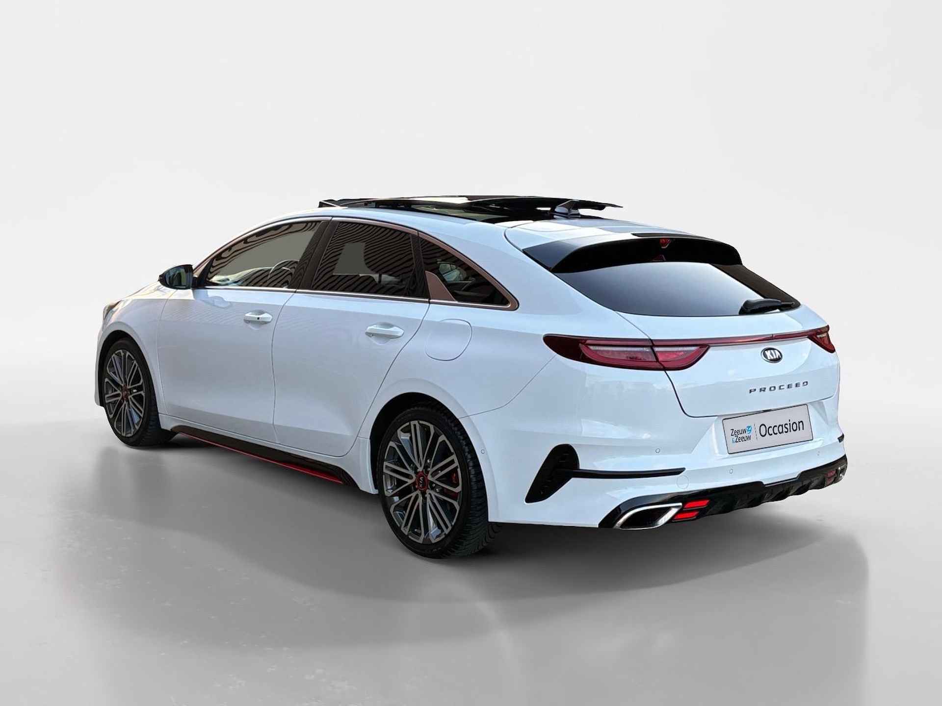 Kia ProCeed 1.6T 204pk GT | Voorruit verwarming | Panorama schuifdak | Stoel en stuurverwarming | Navigatie | Apple Carplay / Android auto | Camera | Draadloos telefoonlader | - 3/27