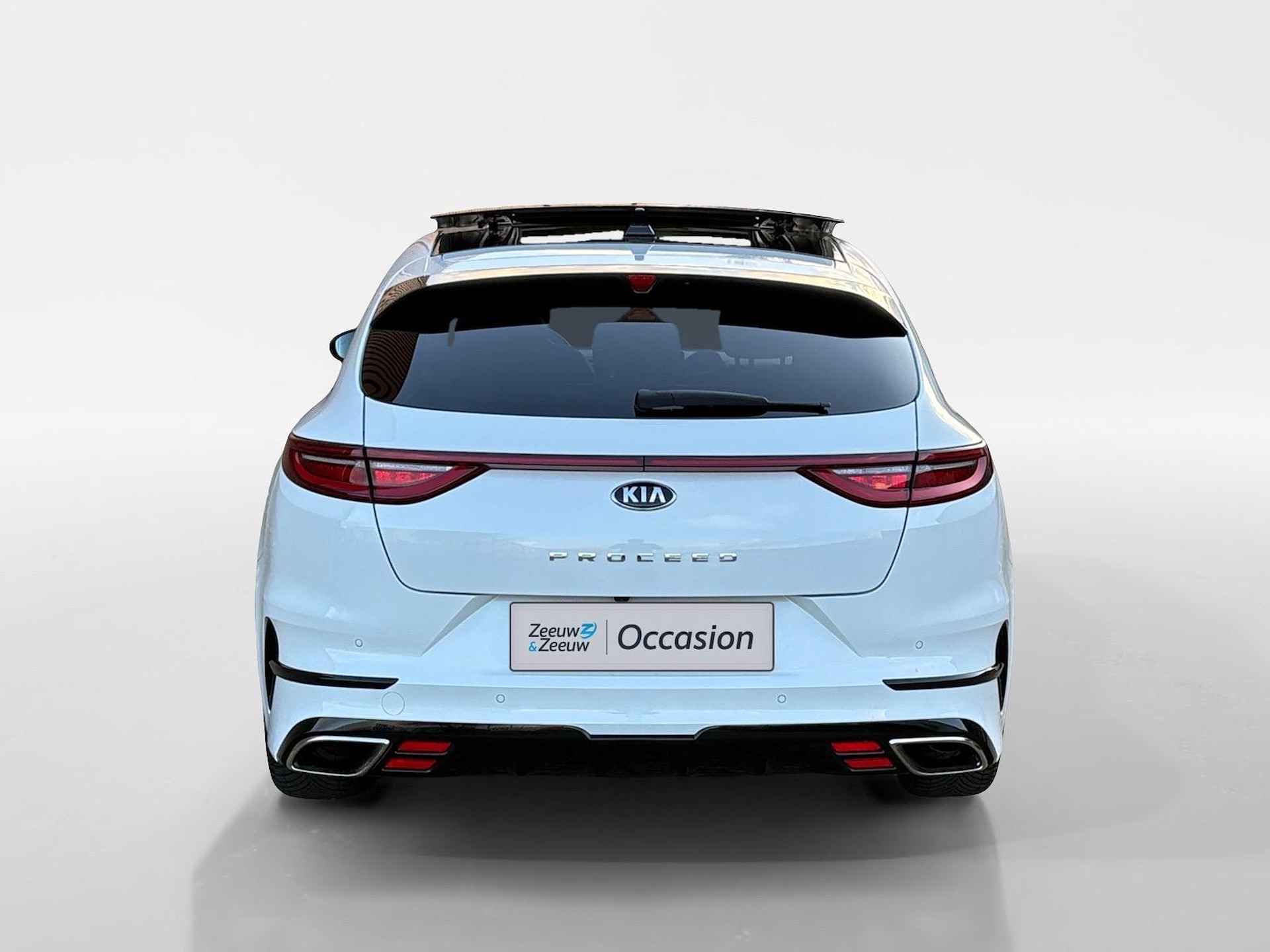 Kia ProCeed 1.6T 204pk GT | Voorruit verwarming | Panorama schuifdak | Stoel en stuurverwarming | Navigatie | Apple Carplay / Android auto | Camera | Draadloos telefoonlader | - 4/27