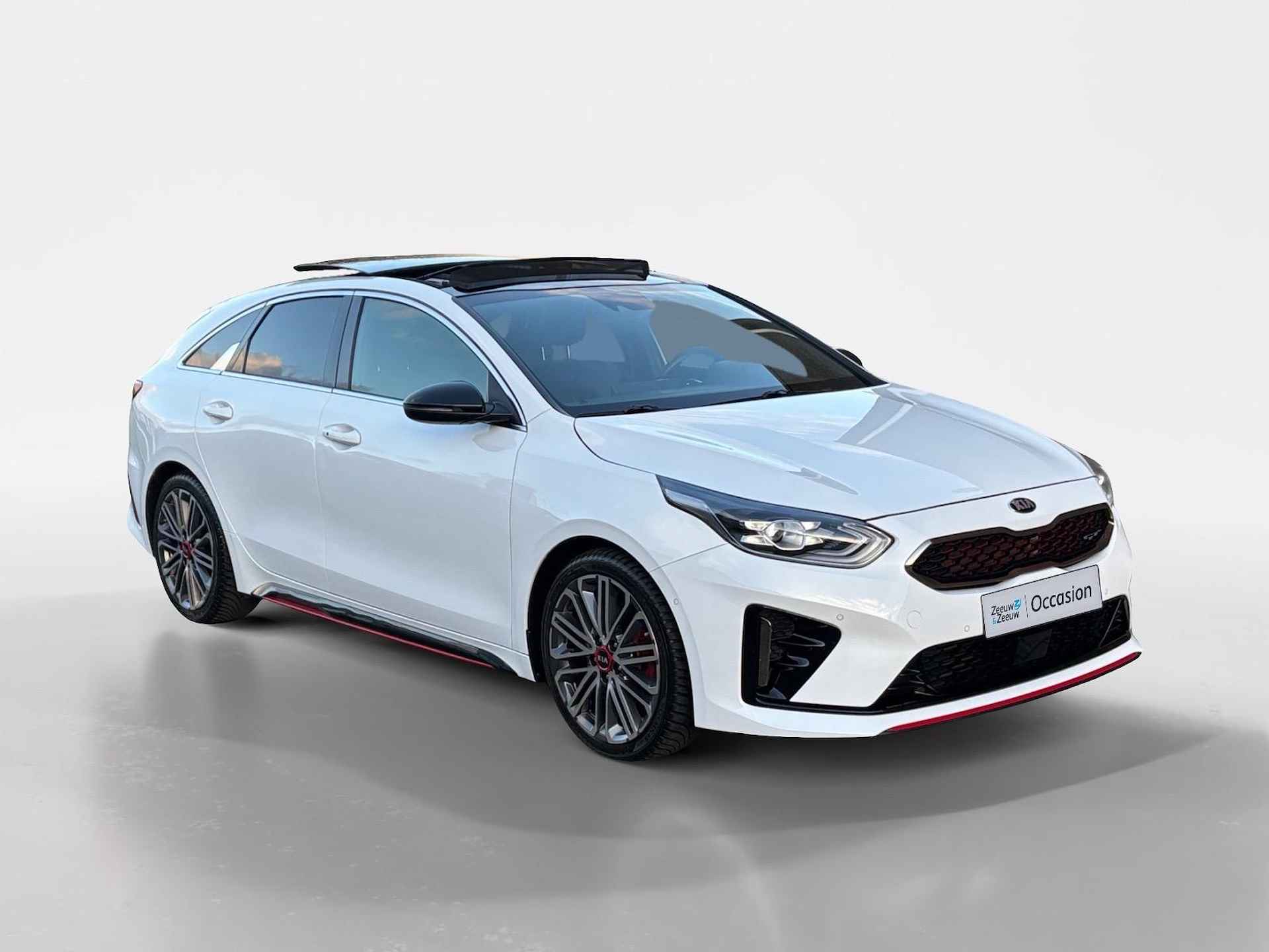 Kia ProCeed 1.6T 204pk GT | Voorruit verwarming | Panorama schuifdak | Stoel en stuurverwarming | Navigatie | Apple Carplay / Android auto | Camera | Draadloos telefoonlader | - 6/27