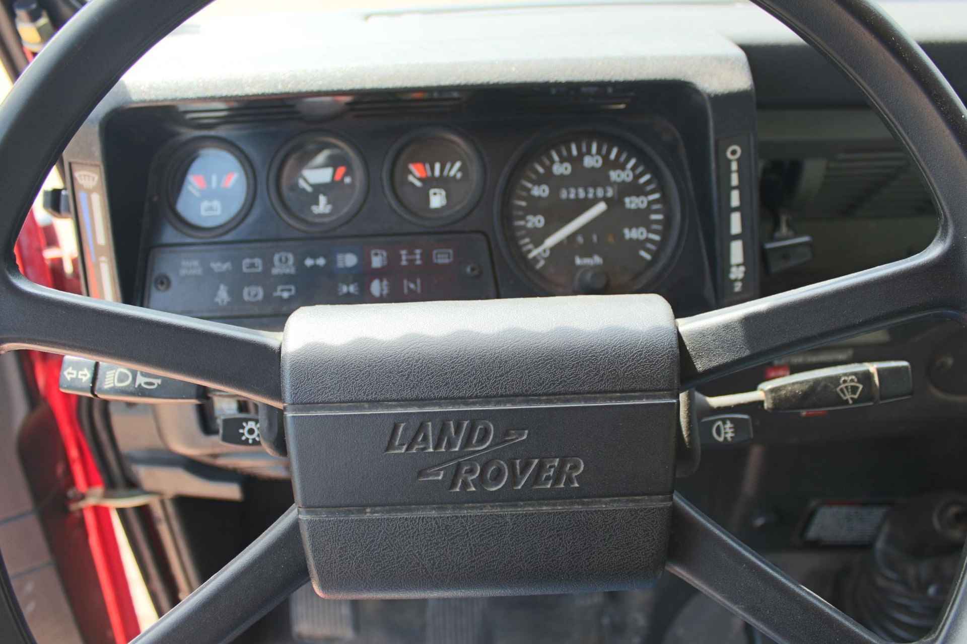 Land Rover Defender 3.5 110" County Brandweer Rosenbauer ombouw 25.203 Km! - 19/62