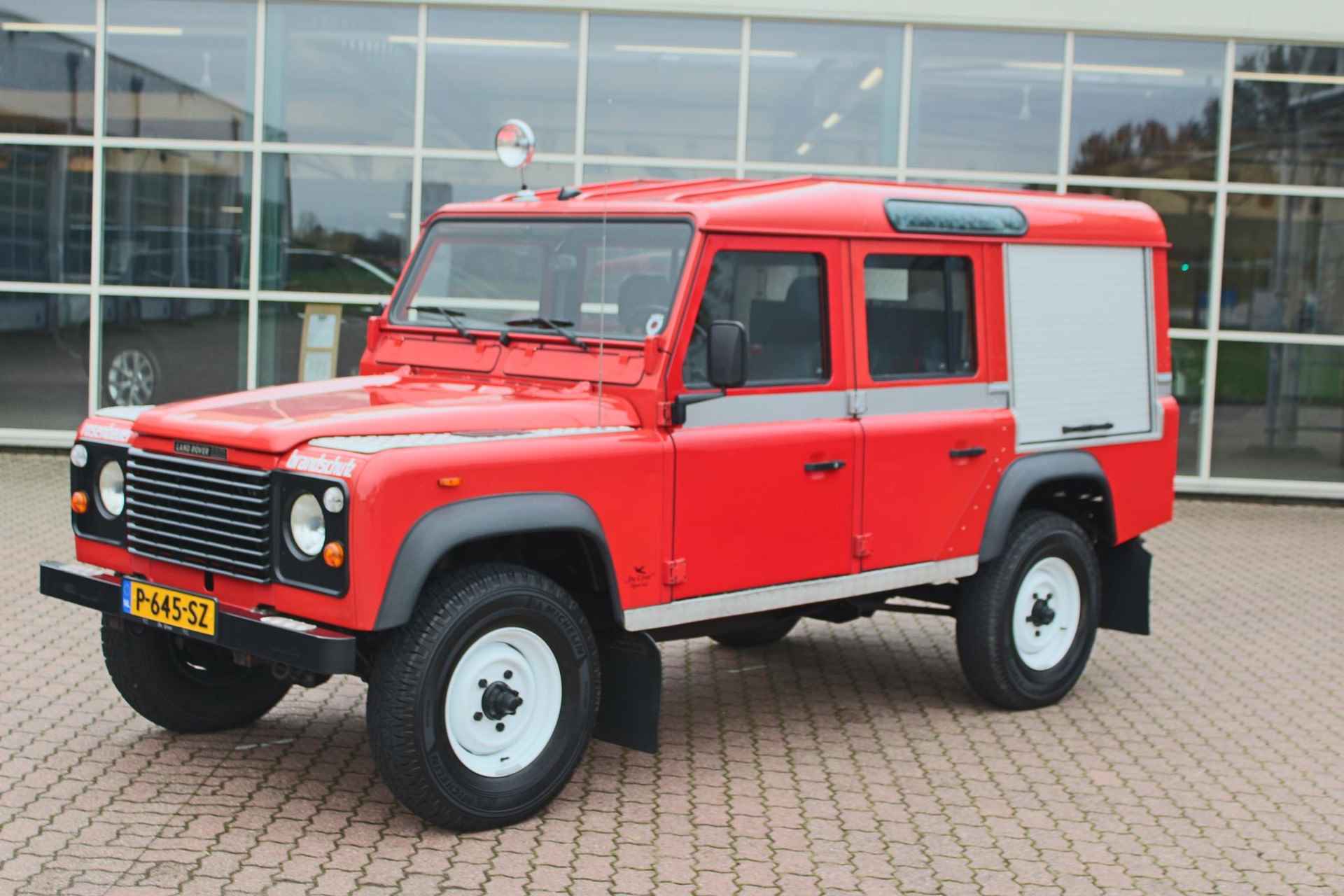 Land Rover Defender 3.5 V8 110" County Brandweer Rosenbauer ombouw 25.203 Km! - 4/62