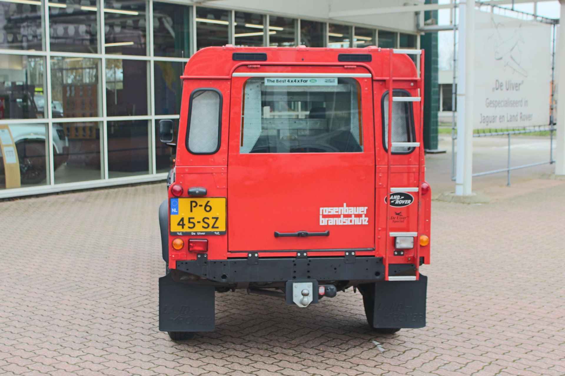 Land Rover Defender 3.5 V8 110" County Brandweer Rosenbauer ombouw 25.203 Km! - 11/62