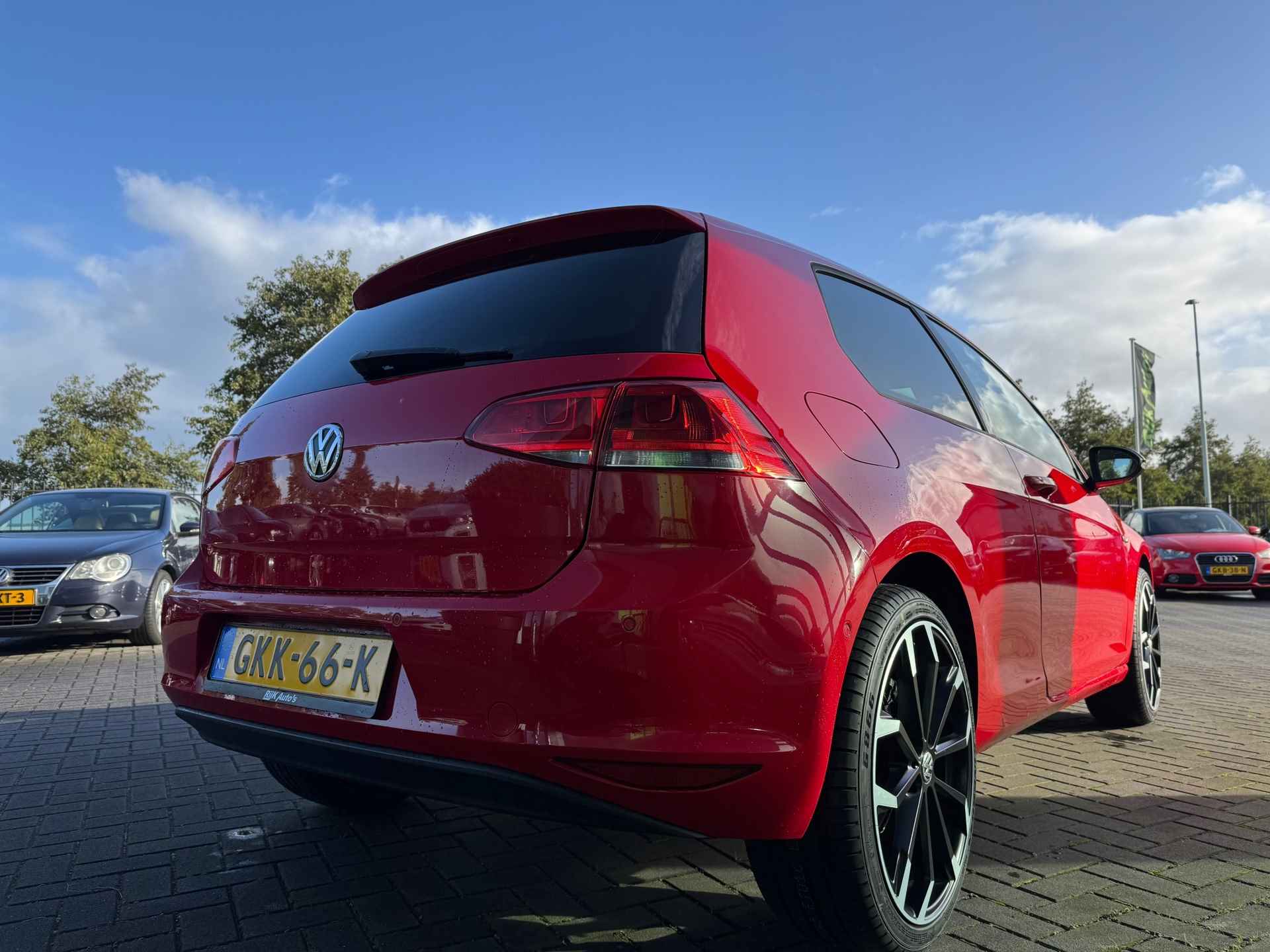 Volkswagen Golf 1.2 TSI CUP Edition * 19 Inch * Stoelverwarming * PDC 2X - 16/29