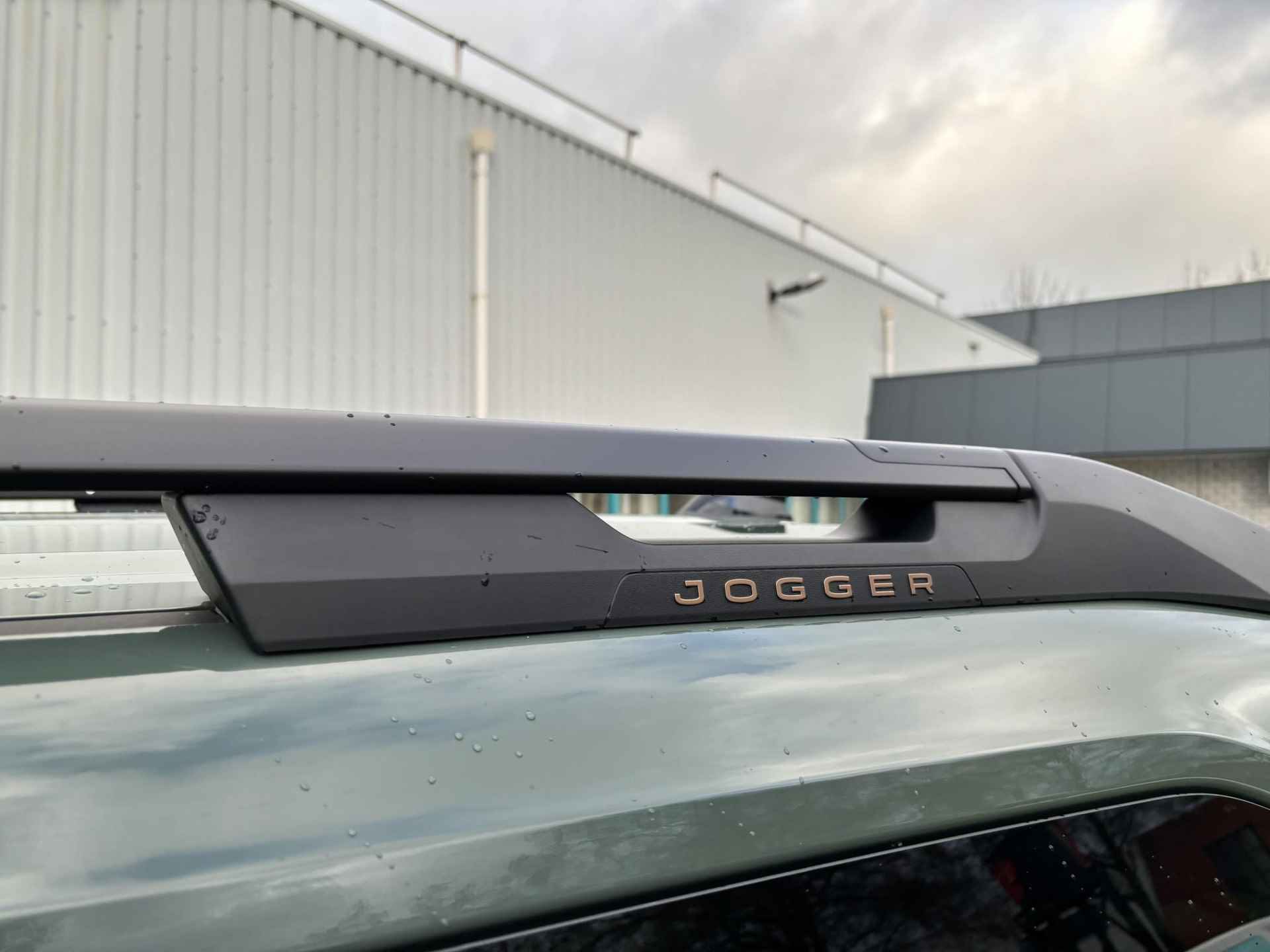 Dacia Jogger 1.6 Hybrid 140 Extreme 7p. / DEMO / Levertijd I.O. / Stoelverwarming / Draadloos Carplay / Android Auto / - 24/46