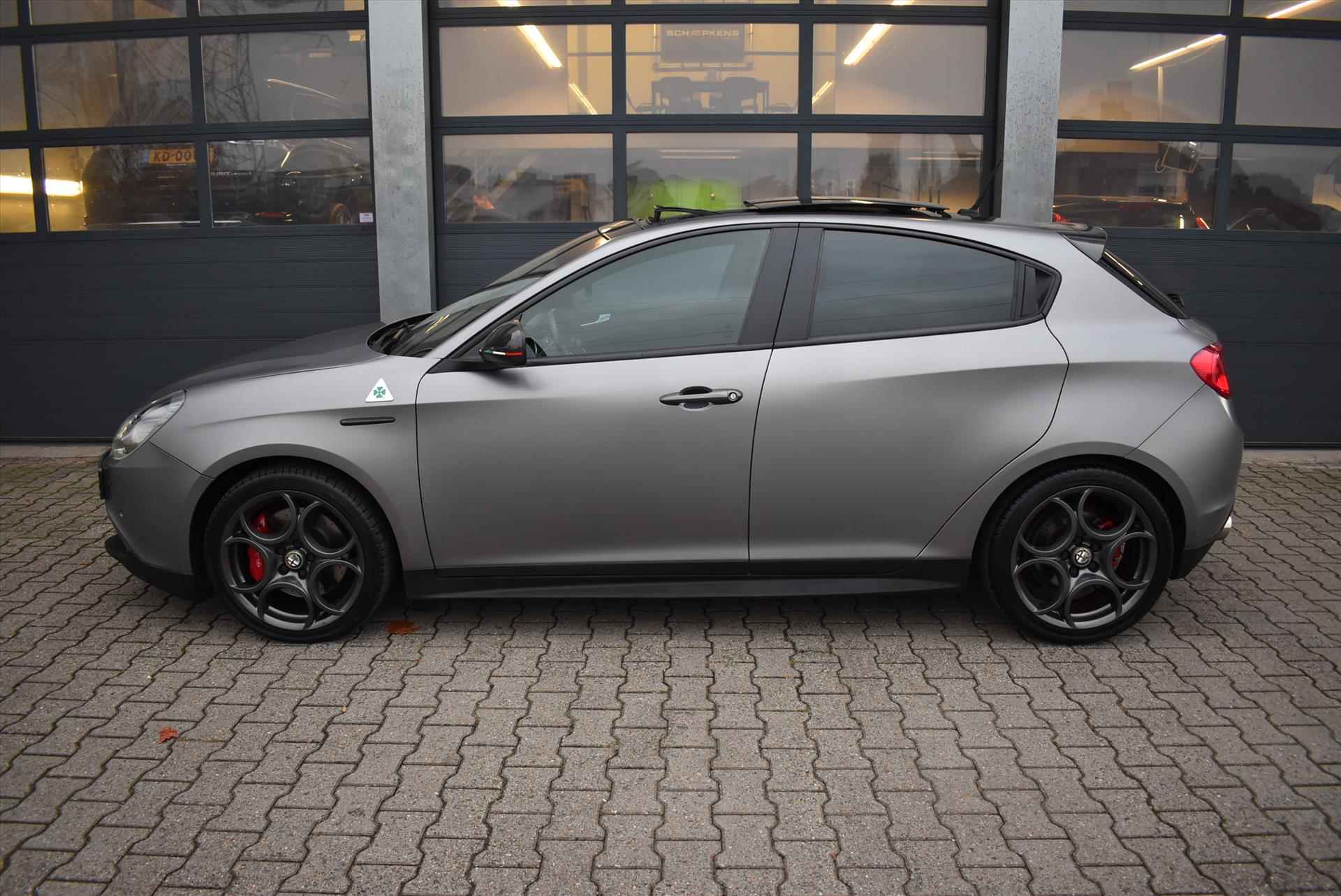 ALFA ROMEO Giulietta 1.750 TBi 240pk TCT Quadrifoglio Verde Launch Edition - 2/39