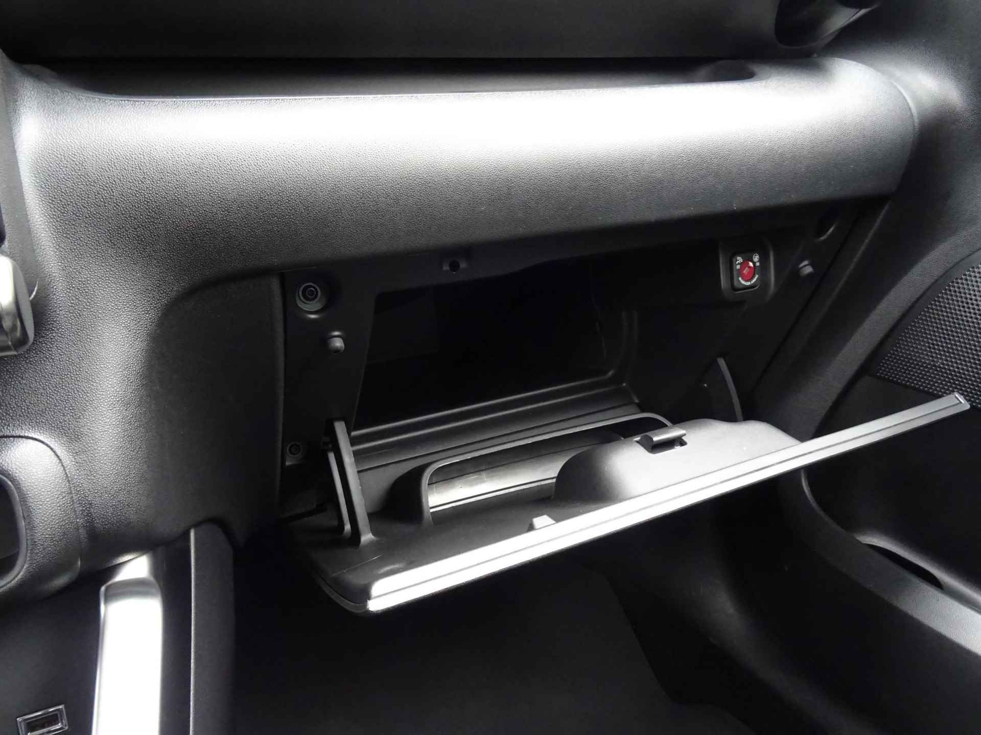 Citroen C3 Aircross 1.2 PT 110 Feel | Apple Carplay | Stoelverwarming | Prijs is rijklaar - 23/28