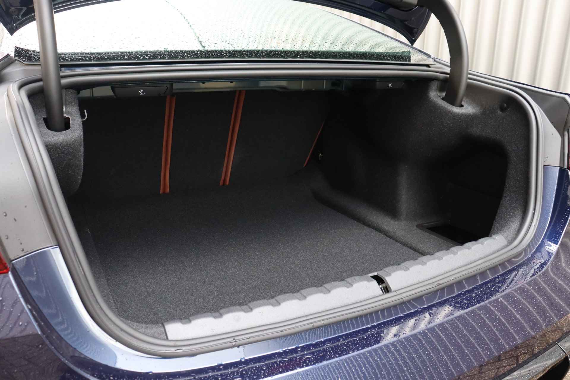 BMW 4 Serie Coupé M4 xDrive Competition High Executive Automaat / M Drive Professional / M Carbon-keramisch remmen / M Sportstoelen / Laserlight / Adaptief M Onderstel / Stoelventilatie - 17/39