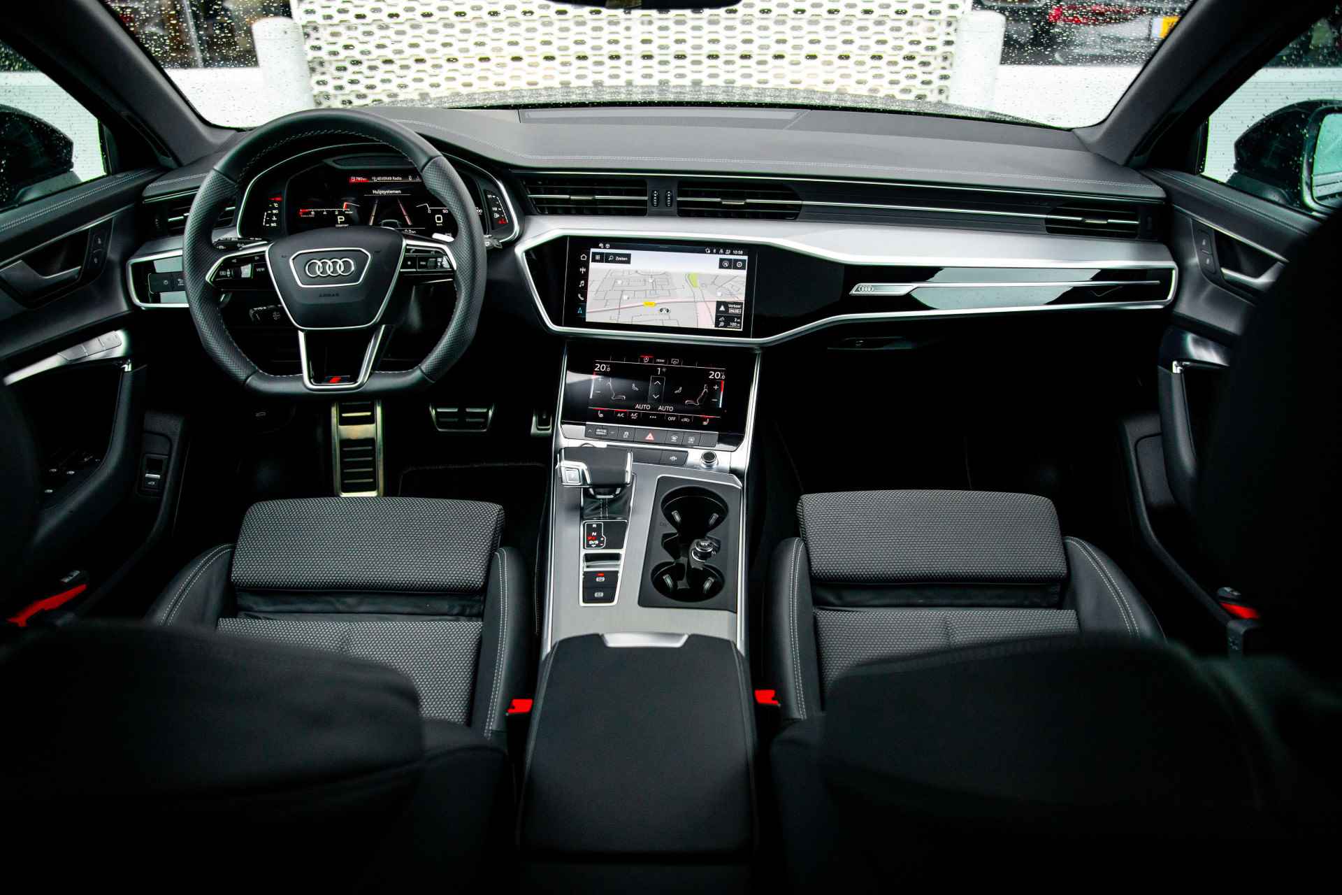 Audi A6 Avant 40 TFSI 204pk S edition Competition | Panoramadak | Stoelverwarming | Afgevlakt stuur | - 10/64