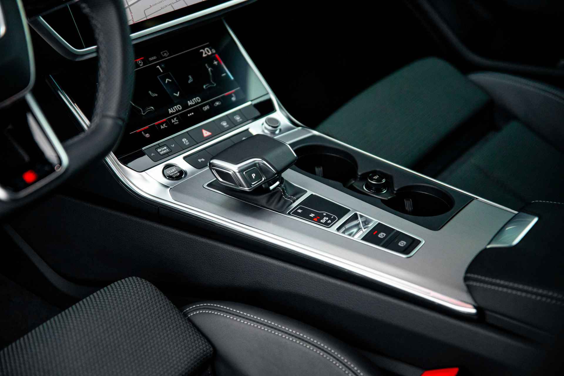 Audi A6 Avant 40 TFSI 204pk S edition Competition | Panoramadak | Stoelverwarming | Afgevlakt stuur | - 15/64