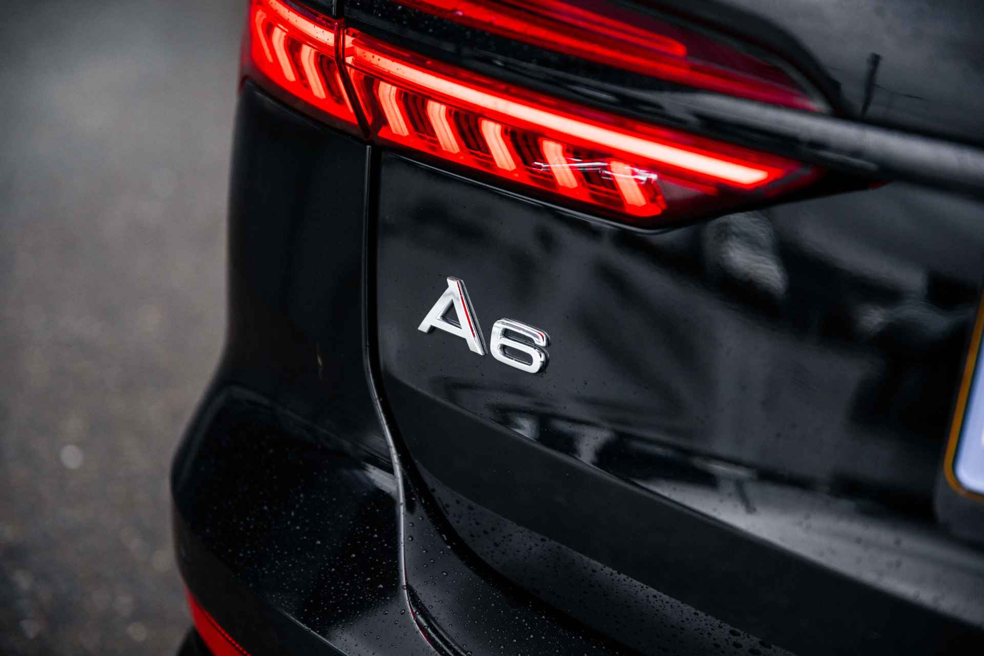 Audi A6 Avant 40 TFSI 204pk S edition Competition | Panoramadak | Stoelverwarming | Afgevlakt stuur | - 27/64