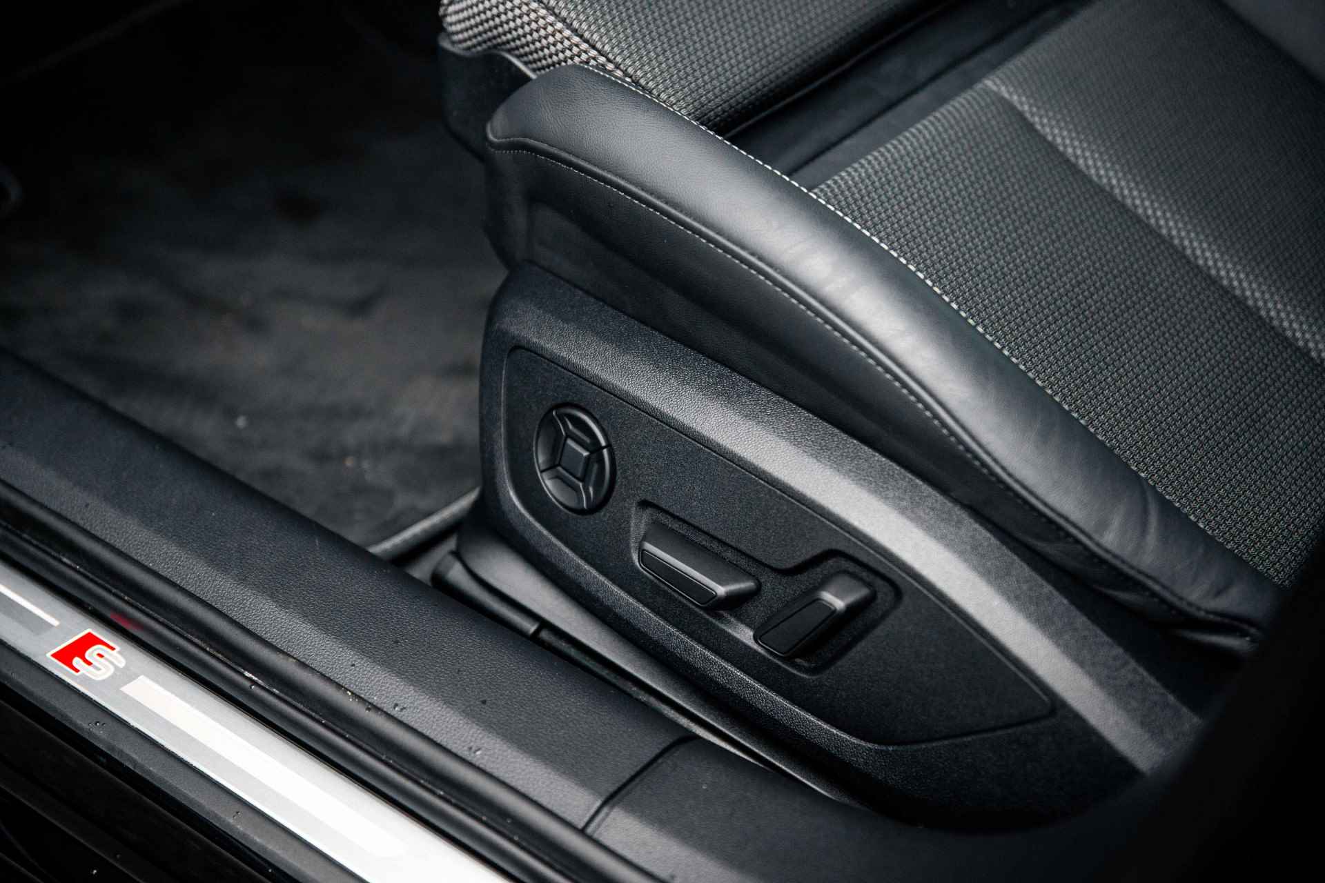 Audi A6 Avant 40 TFSI 204pk S edition Competition | Panoramadak | Stoelverwarming | Afgevlakt stuur | - 36/64