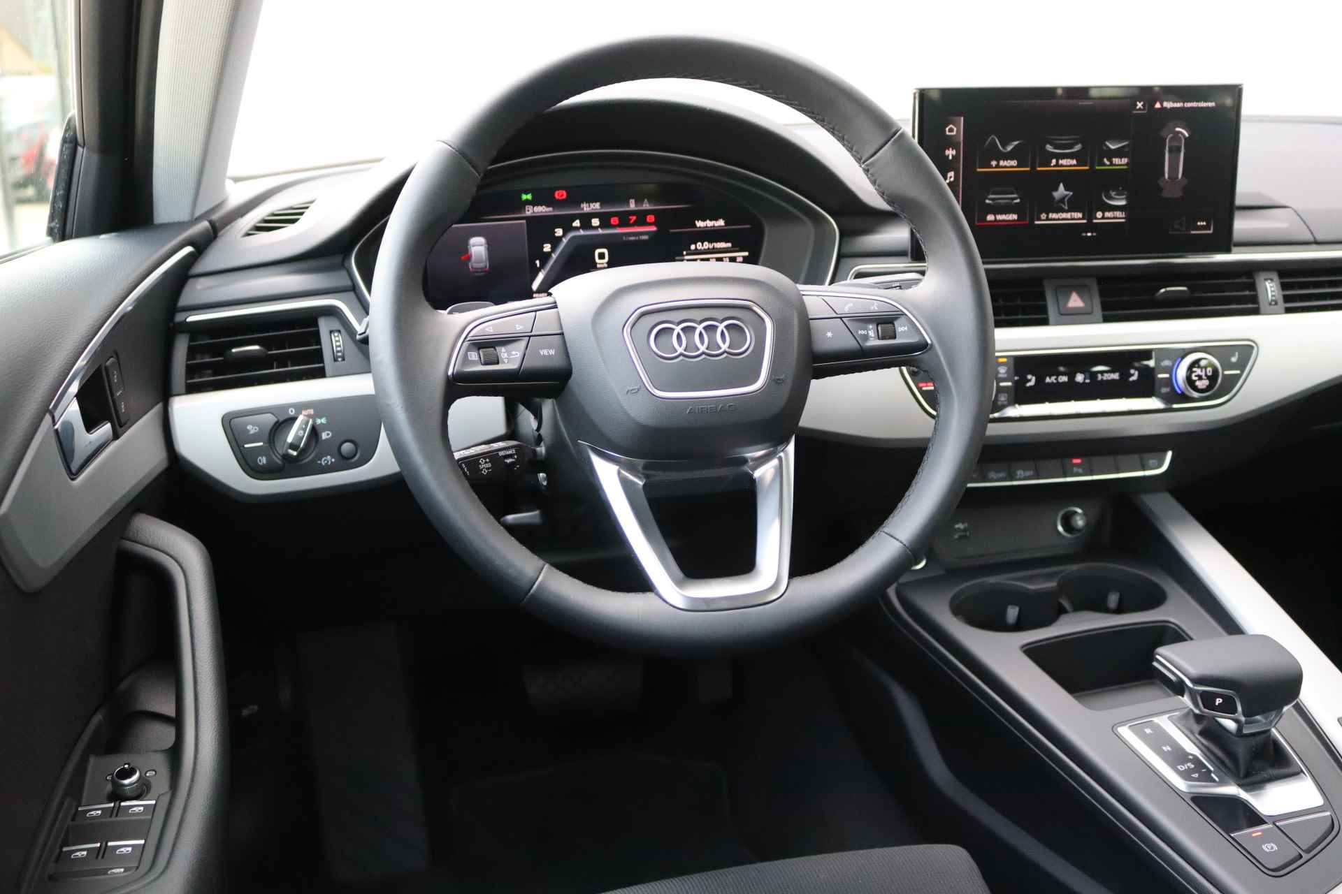 Audi A4 Avant 40 TFSI 204PK Automaat S edition Navigatie/Digi-display/Massage-stoel/Elektr-klep/Adapt-cruise - 15/35