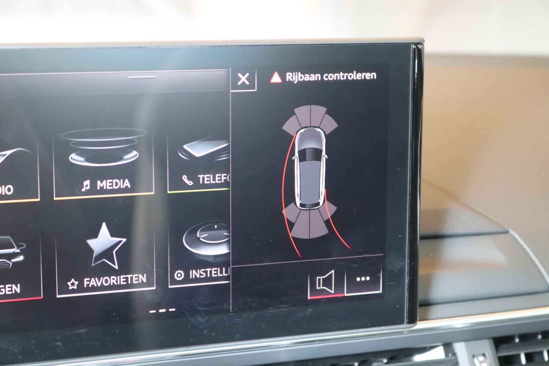 Audi A4 Avant 40 TFSI 204PK Automaat S edition Navigatie/Digi-display/Massage-stoel/Elektr-klep/Adapt-cruise - 27/35