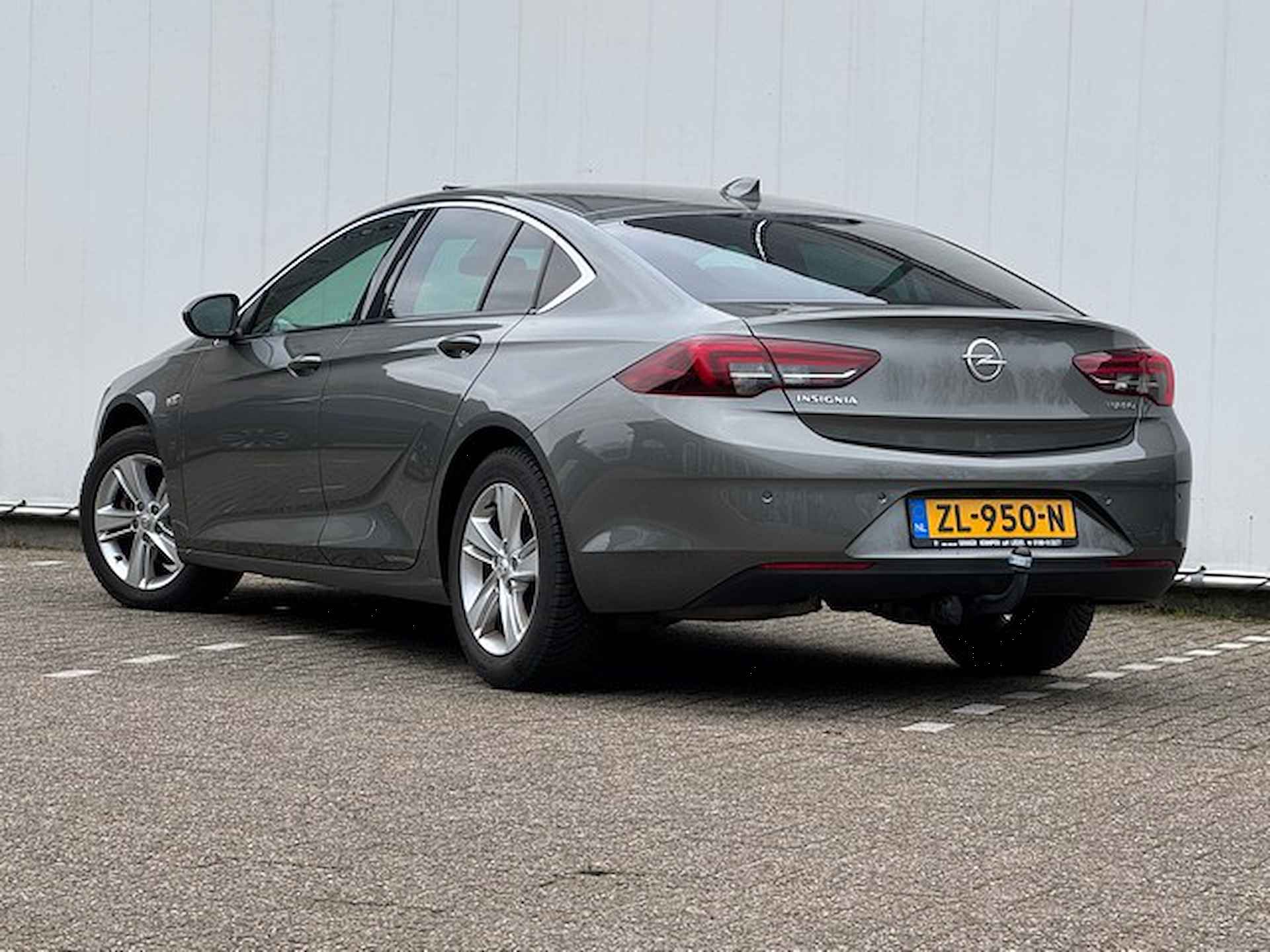 Opel Insignia Grand Sport 1.5 Turbo 165pk Innovation met Schuifdak, Groot-Navi/Camera, Led, AGR, Trekhaak - 4/26