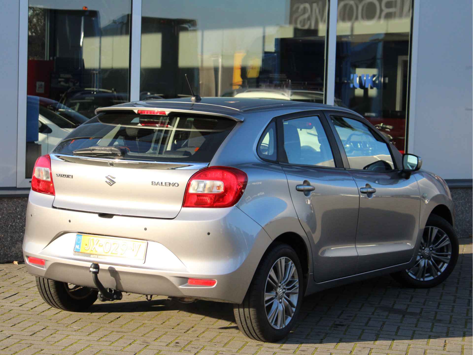 Suzuki Baleno 1.2 Exclusive Automaat Trekhaak, Navigatie, Stoelverwarming, Bluetooth, Airco - 4/27