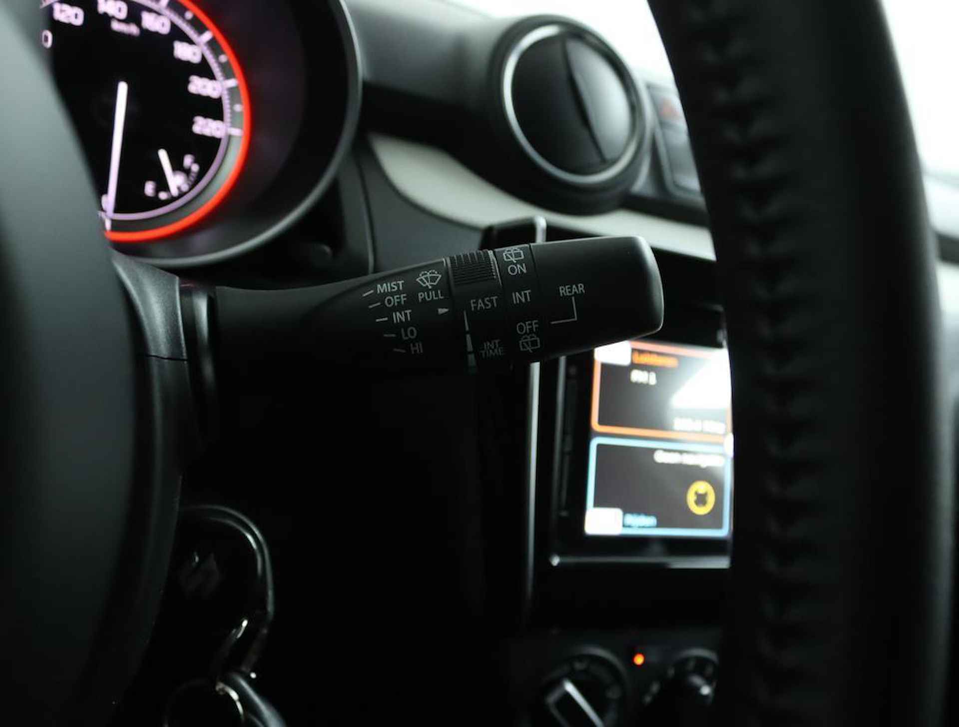 Suzuki Swift 1.2 Select Smart Hybrid | Sportline | Airco | Navigatie | achteruitrijcamera |Lichtmetalen velgen | Stoelverwarming | - 27/47