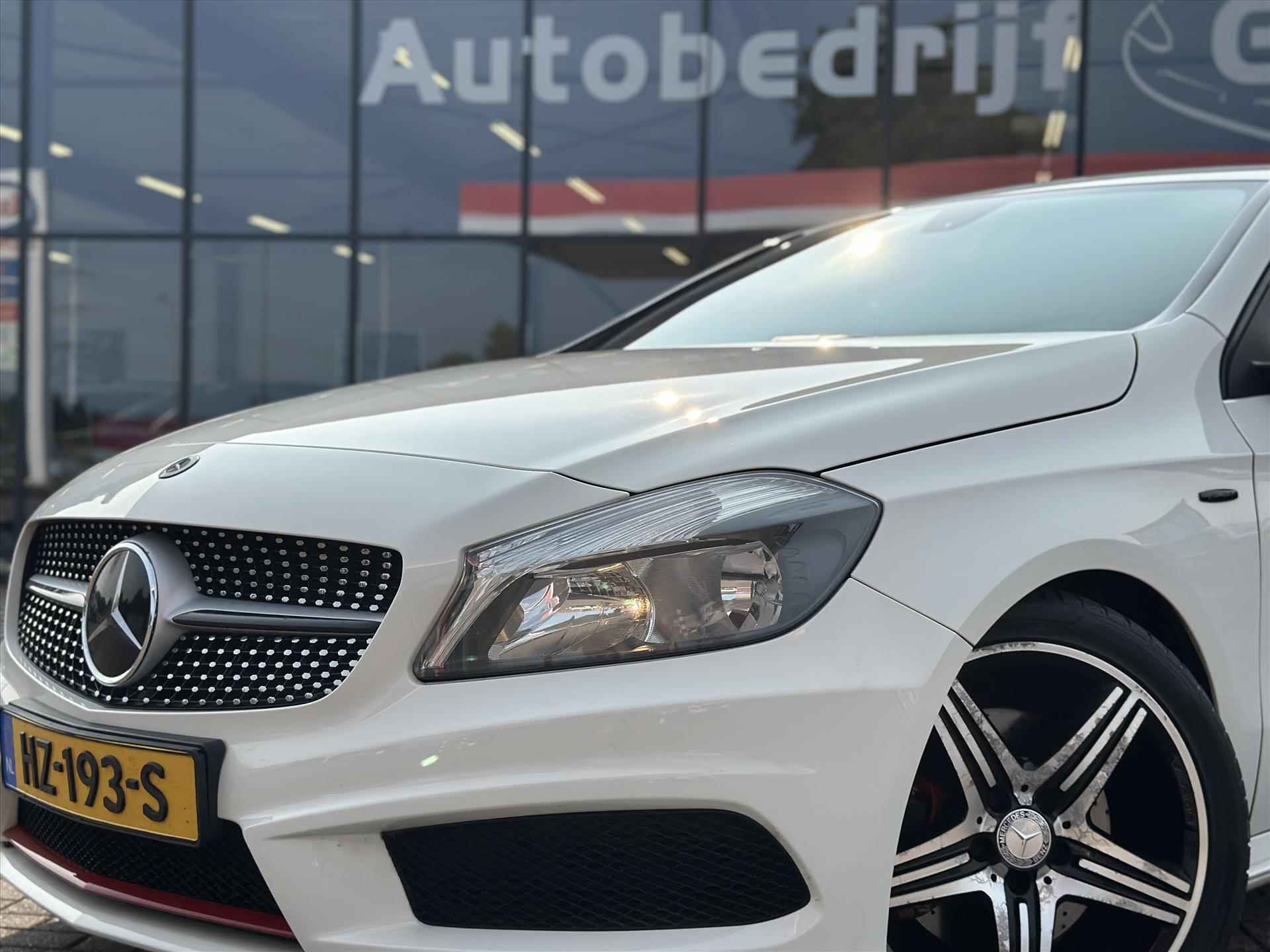 Mercedes A-Klasse A250 / AMG Sport / Navi / Lm-Velgen - 2/45